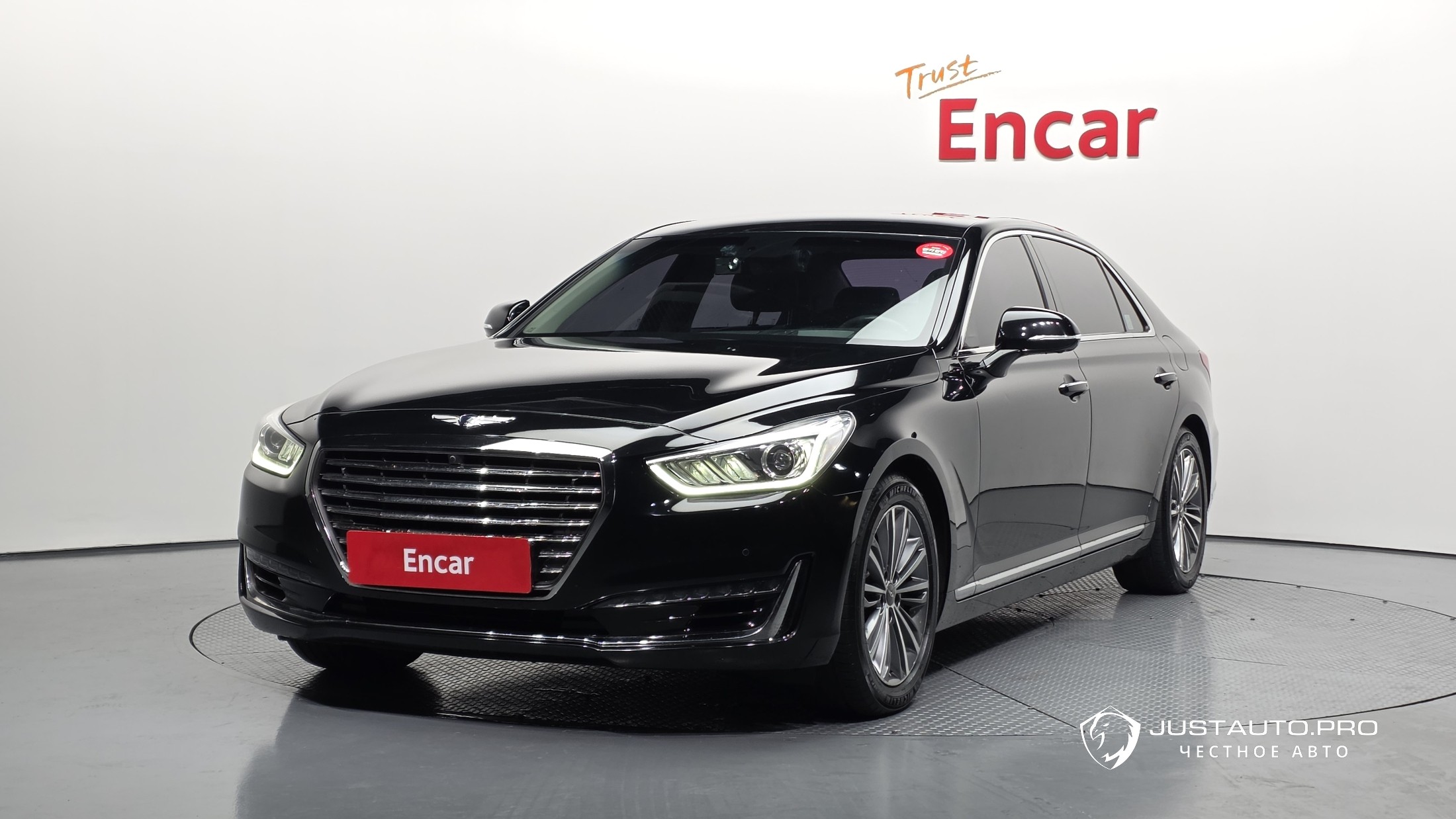 Автомобиль Genesis EQ900
