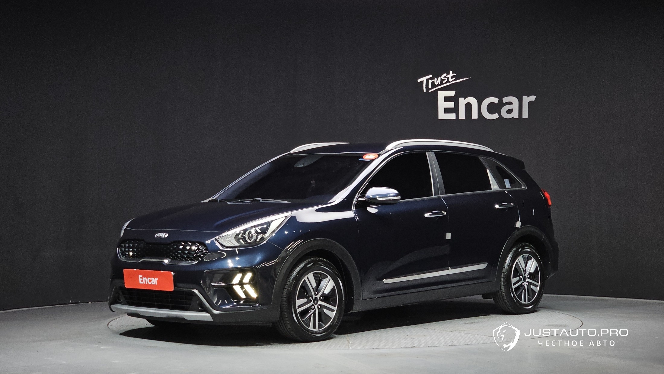Автомобиль Kia Niro