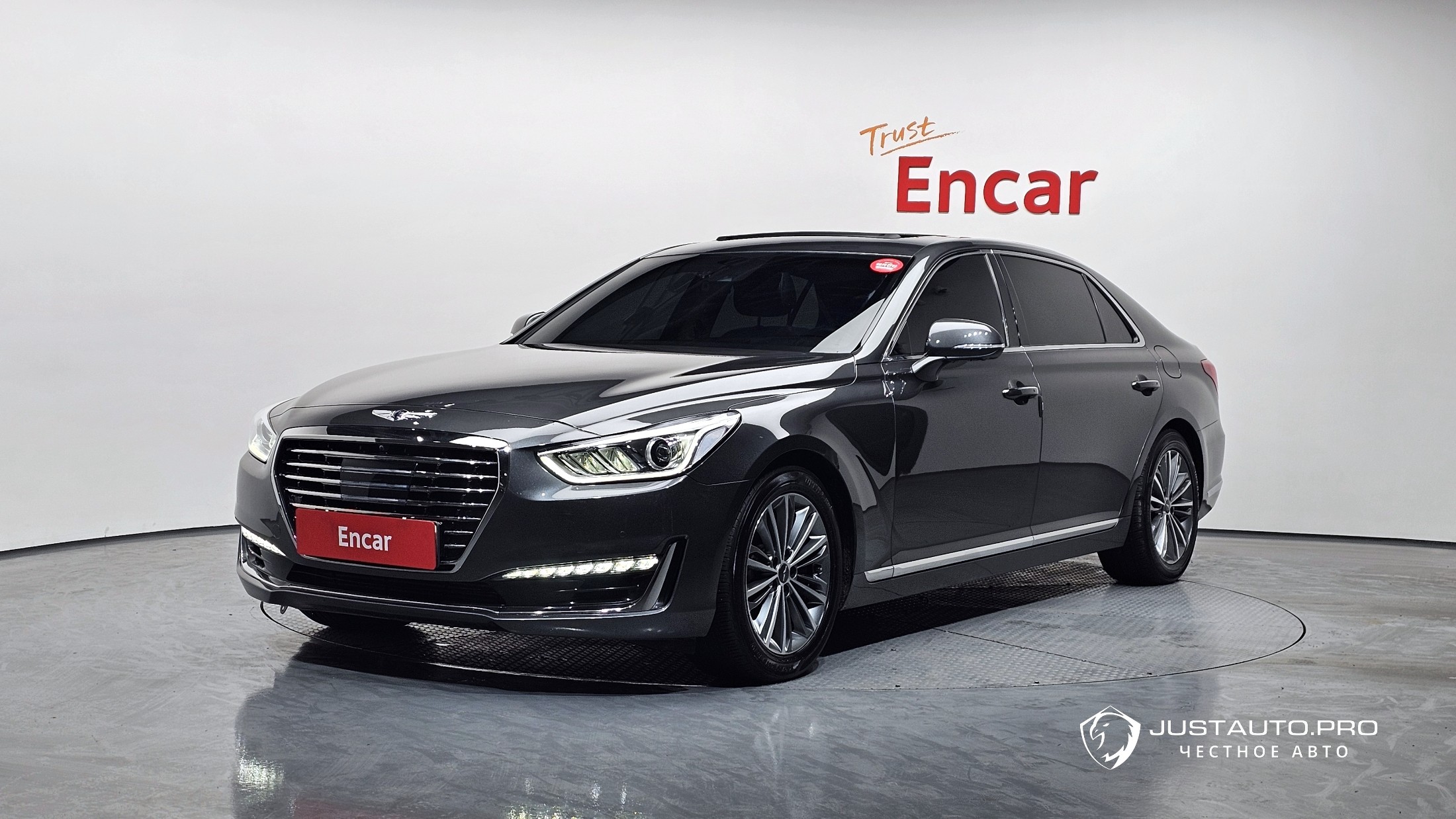 Автомобиль Genesis EQ900