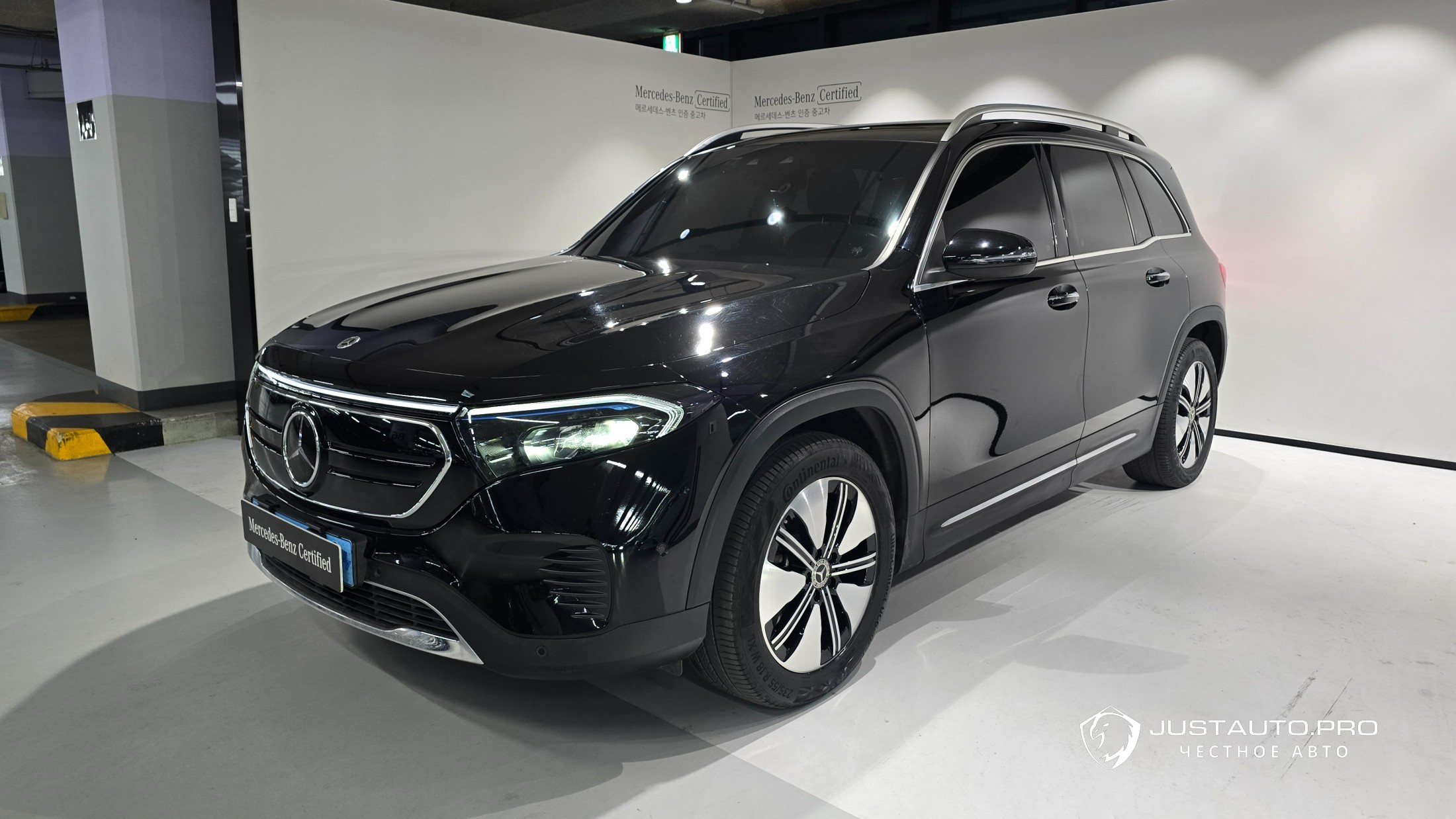 Автомобиль Mercedes-Benz EQB