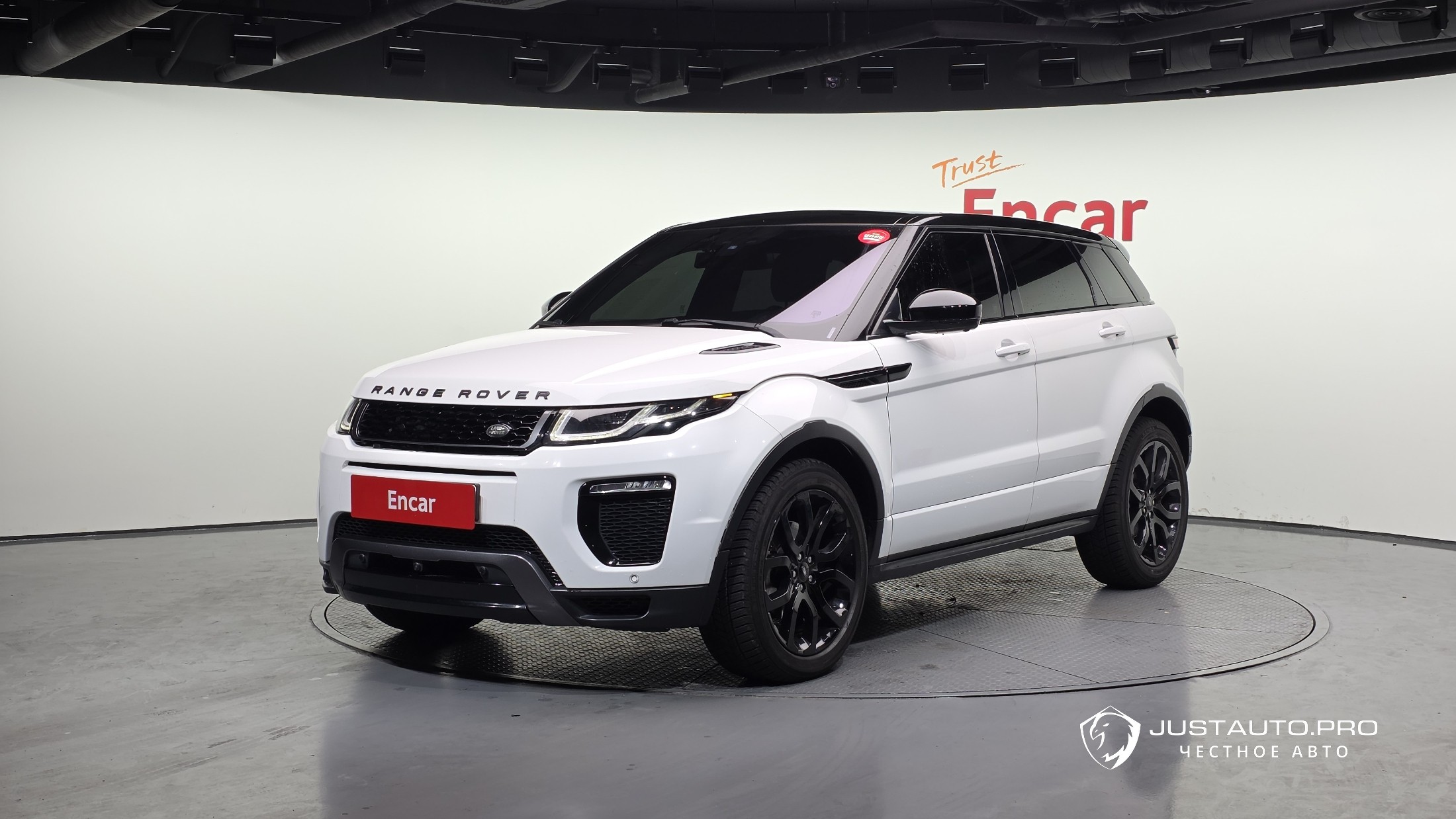 Автомобиль Land Rover Range Rover Evoque