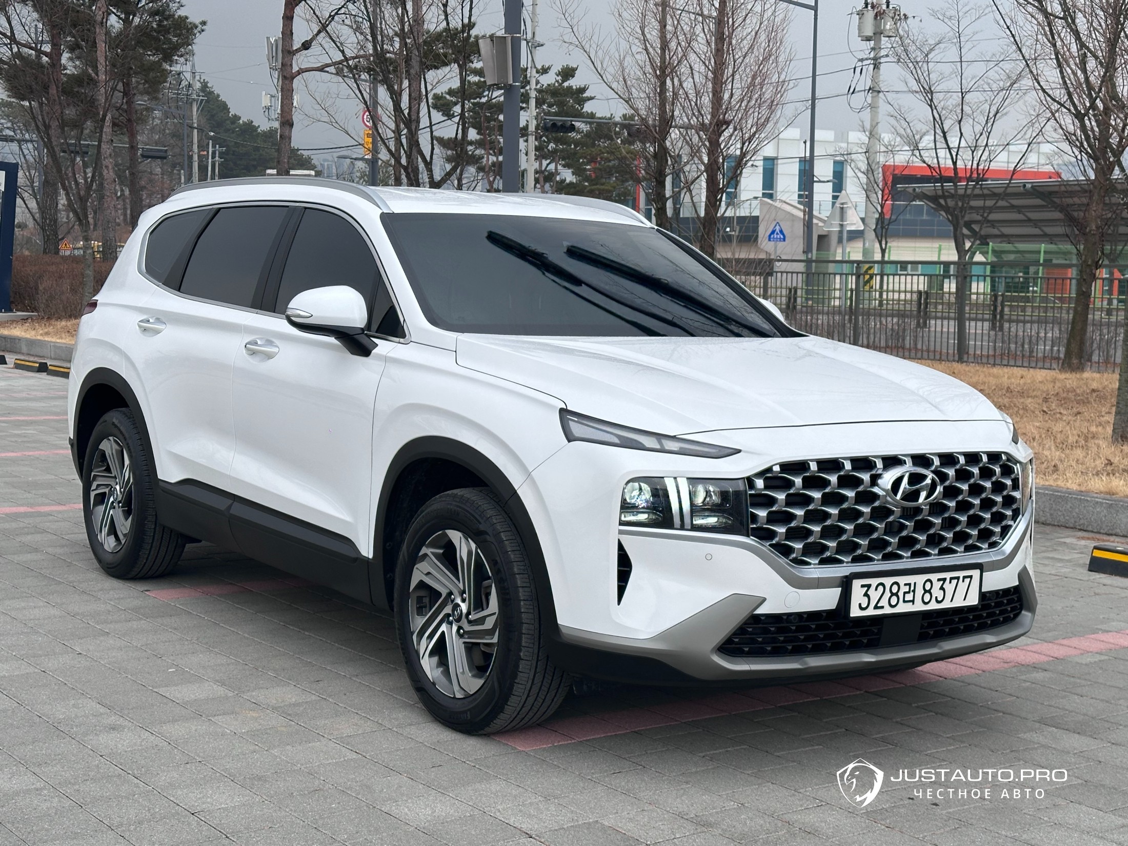 Автомобиль Hyundai Santafe