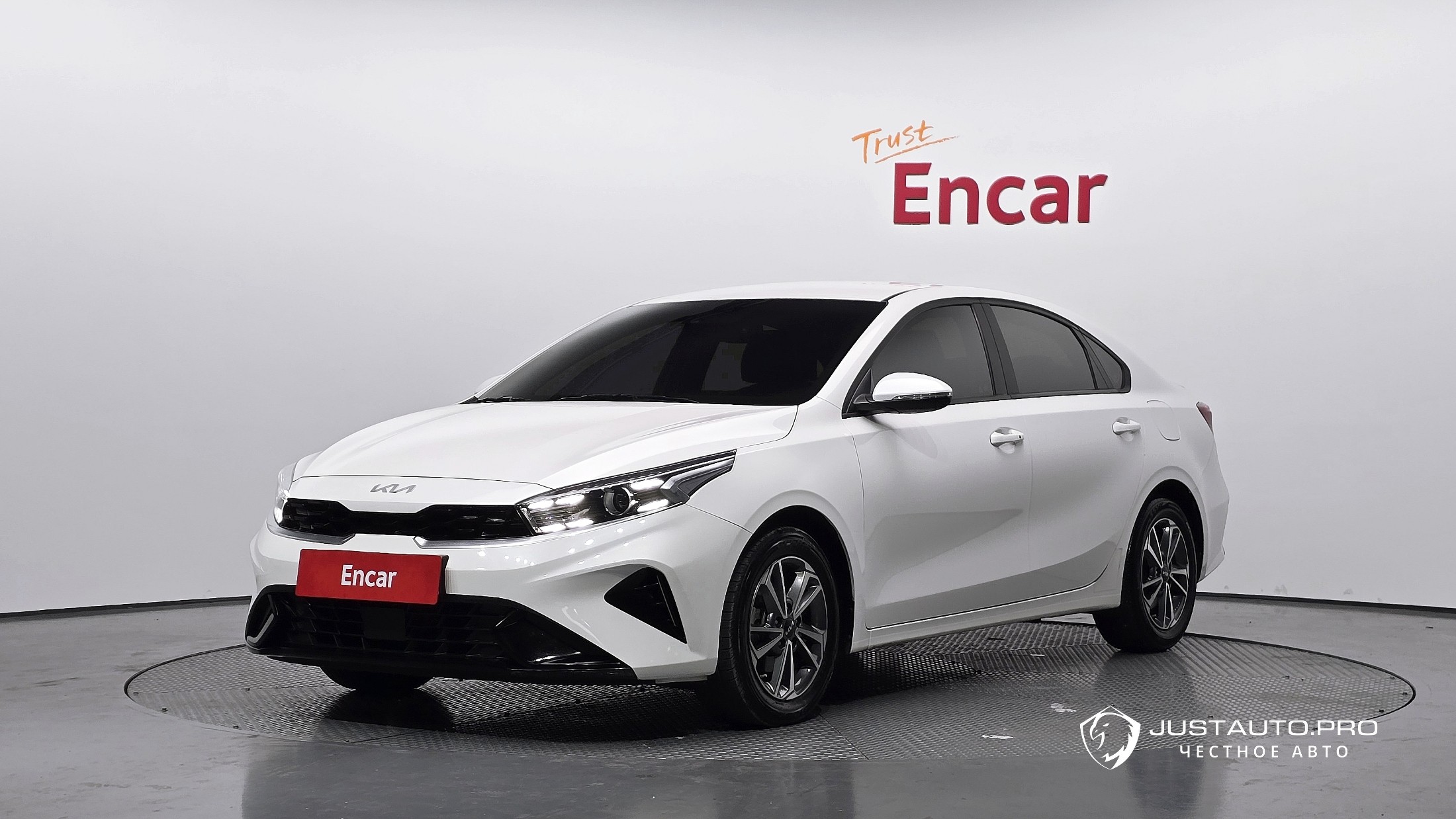 Автомобиль Kia K3