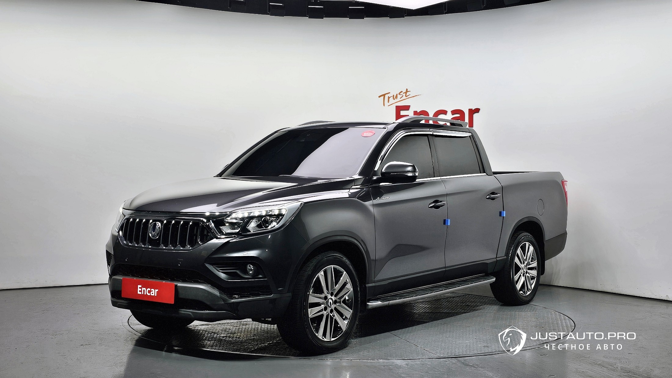 Автомобиль KG_Mobility_Ssangyong Rexton