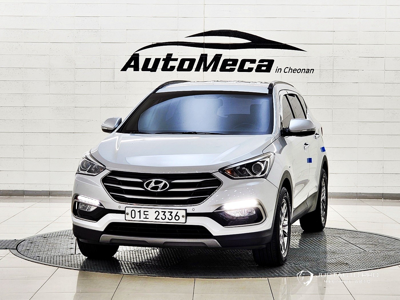 Автомобиль Hyundai Santafe