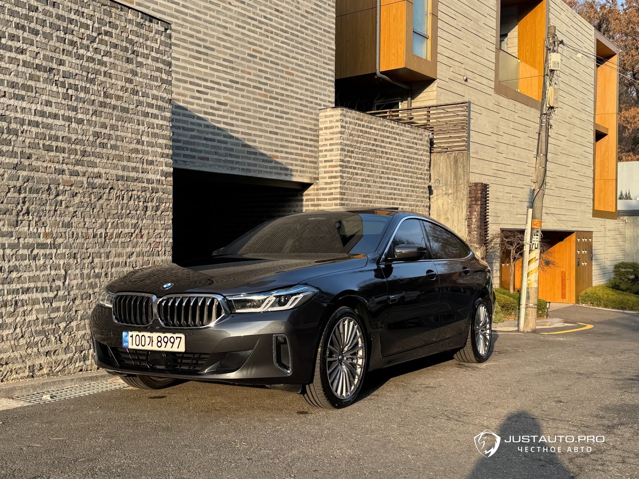 Автомобиль BMW Gran Turismo