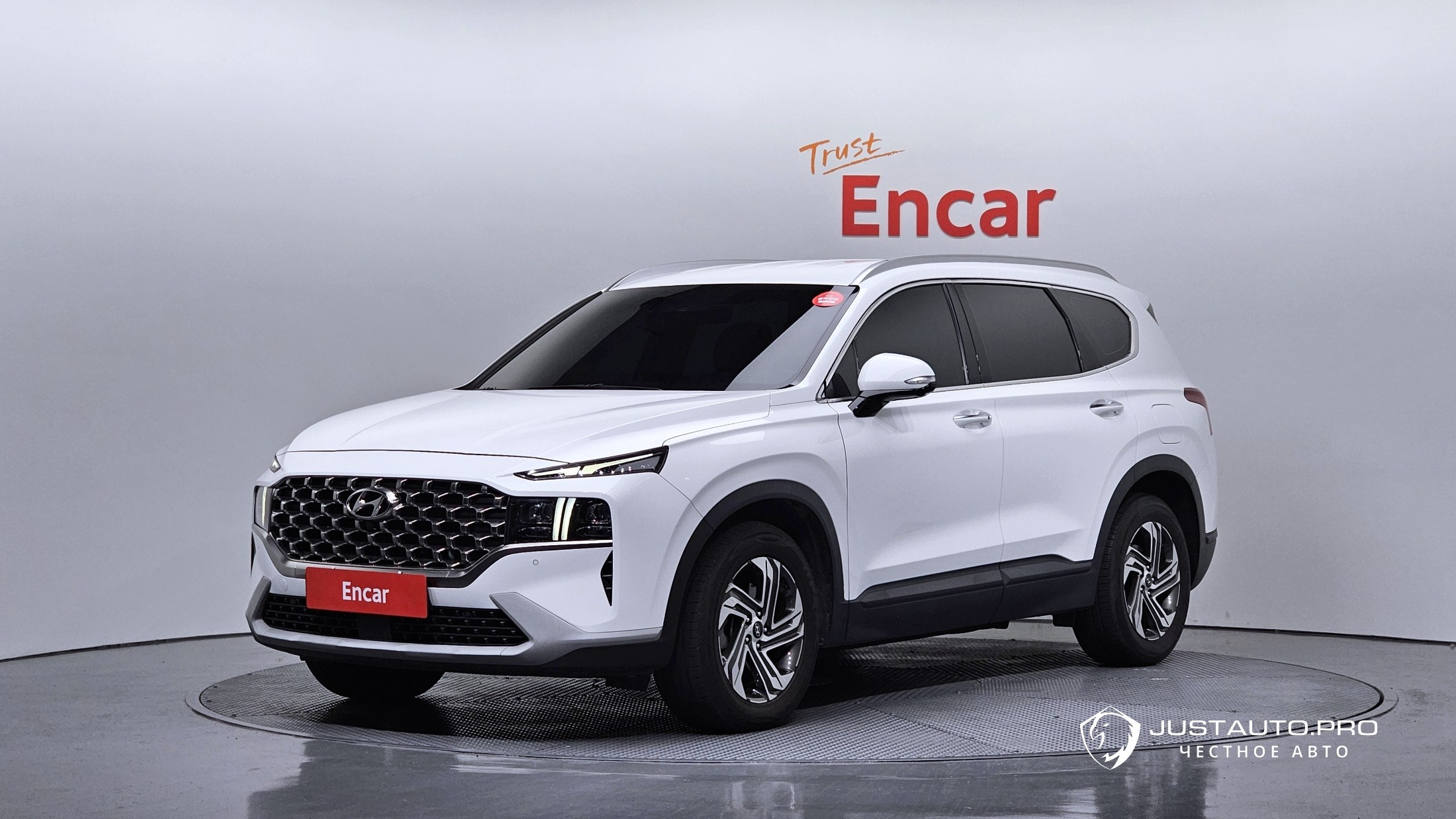 Автомобиль Hyundai Santafe