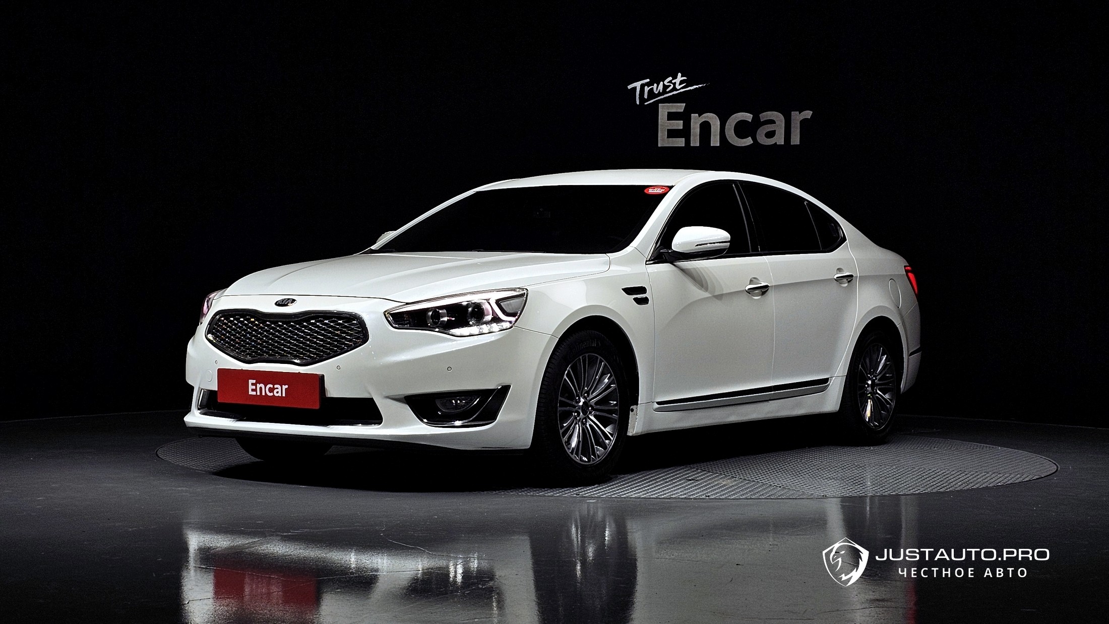 Автомобиль Kia K7