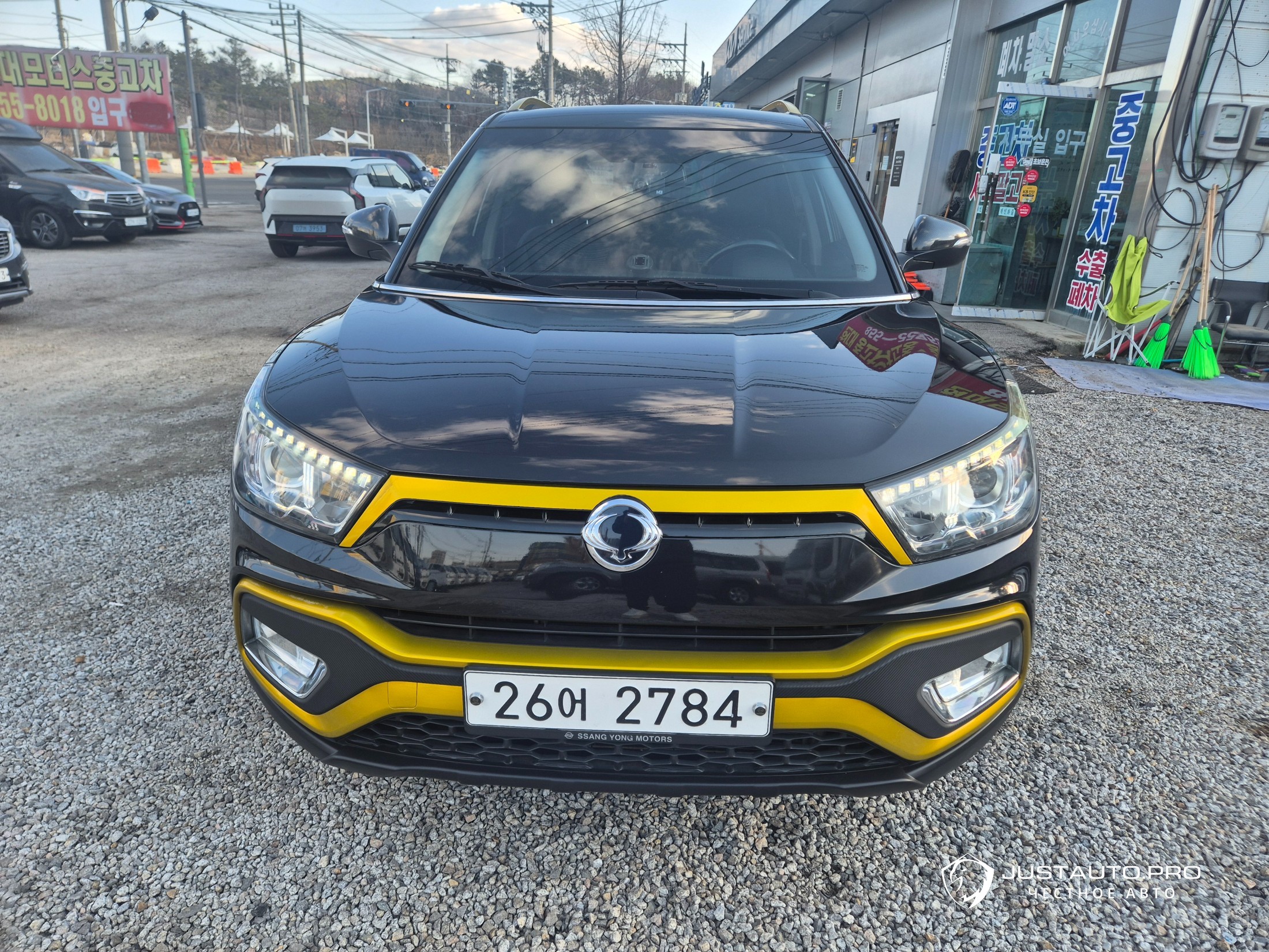 Автомобиль KG_Mobility_Ssangyong TIBOLI