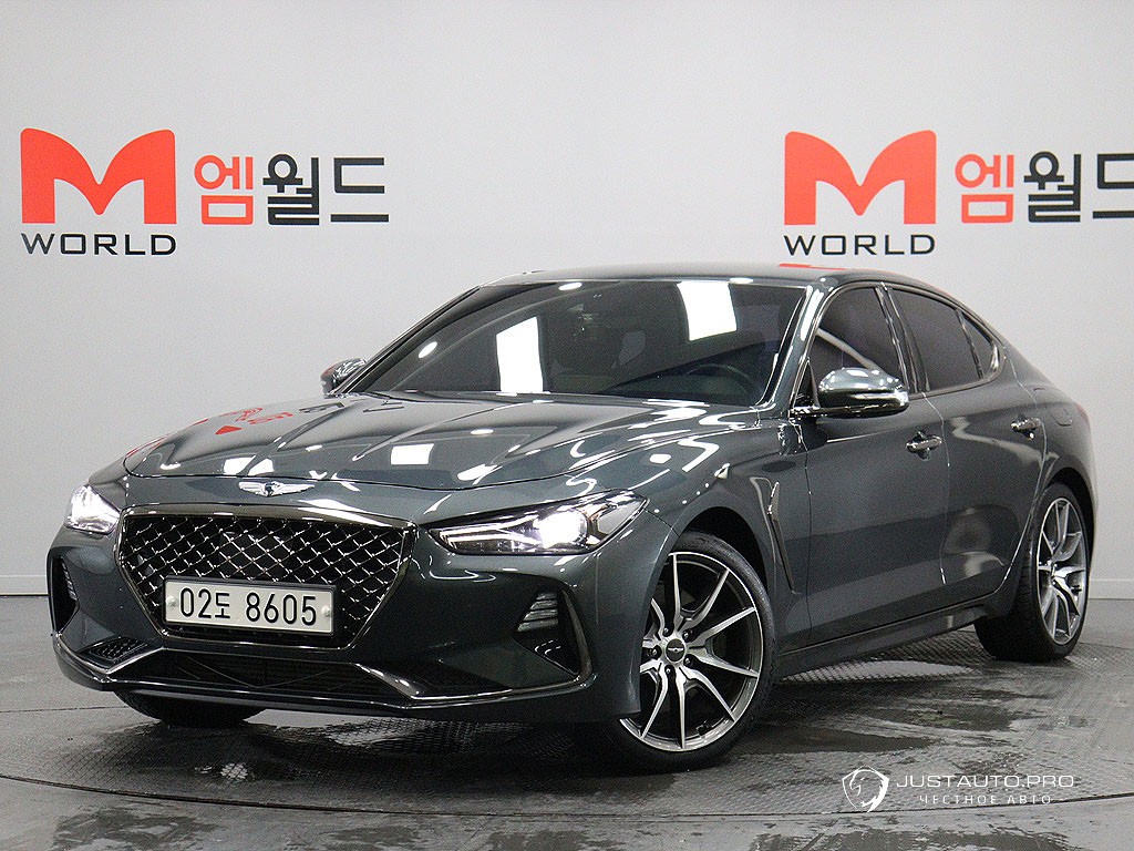 Автомобиль Genesis G70