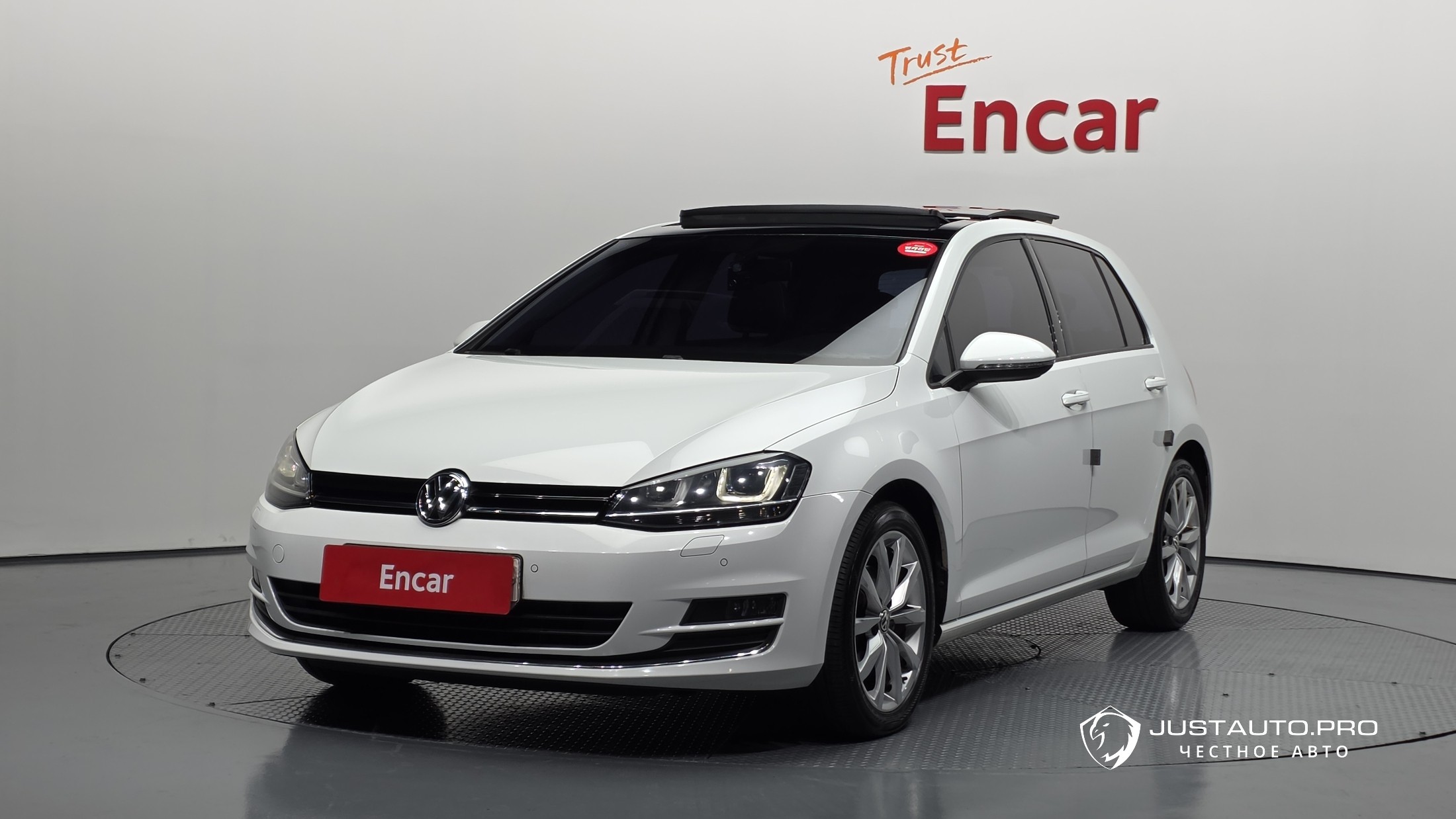 Автомобиль Volkswagen Golf