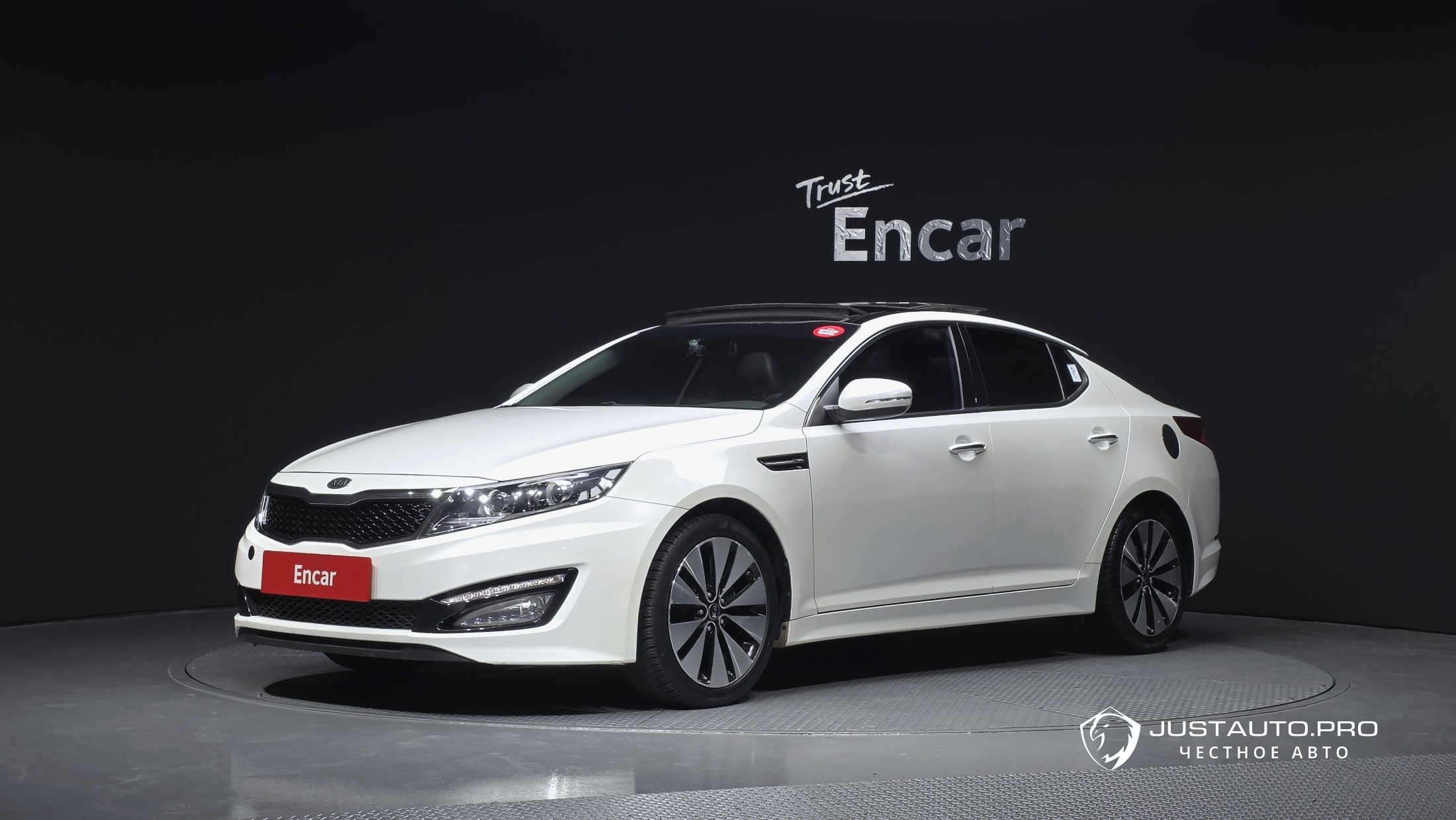 Автомобиль Kia K5