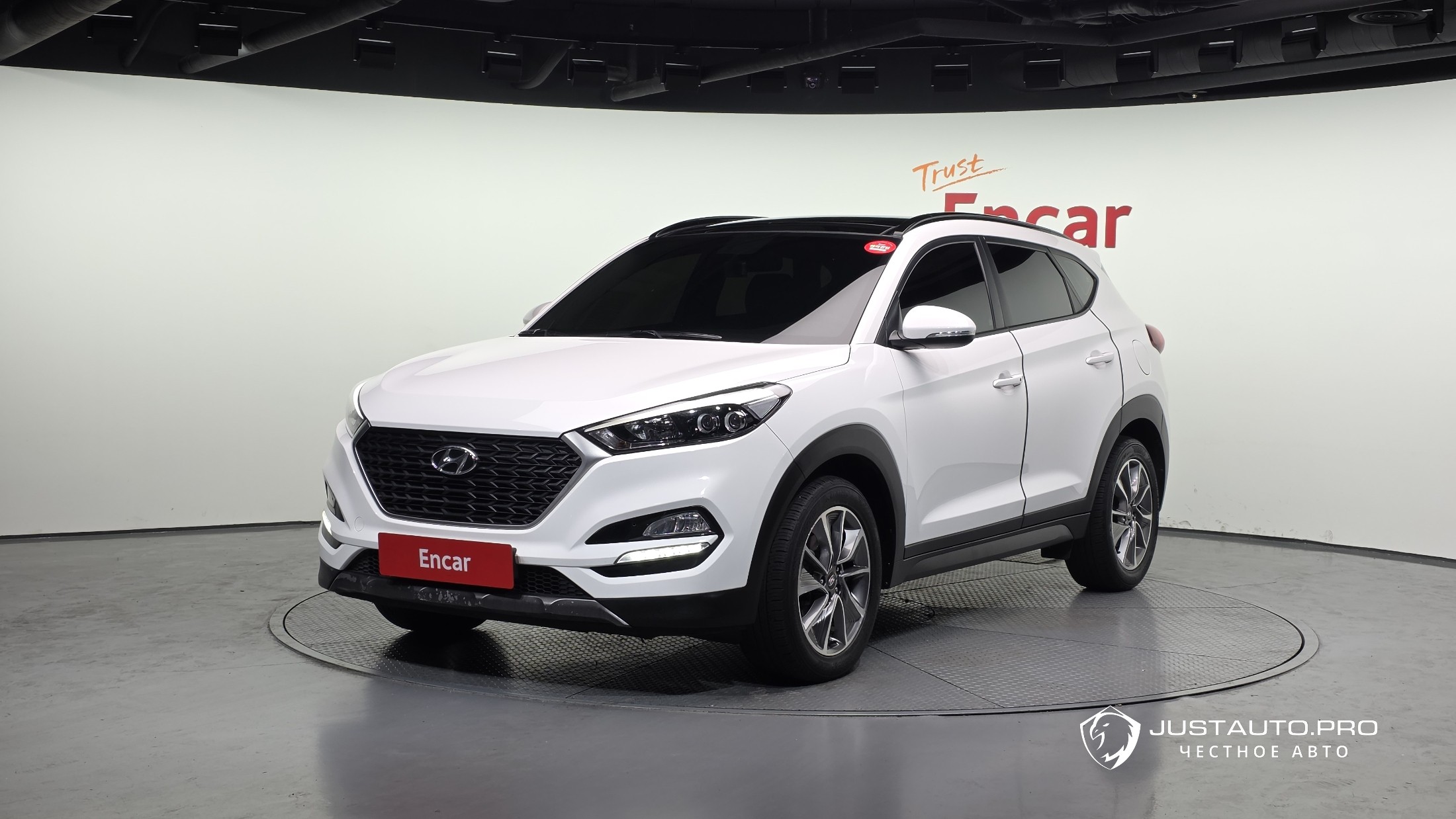 Автомобиль Hyundai Tucson