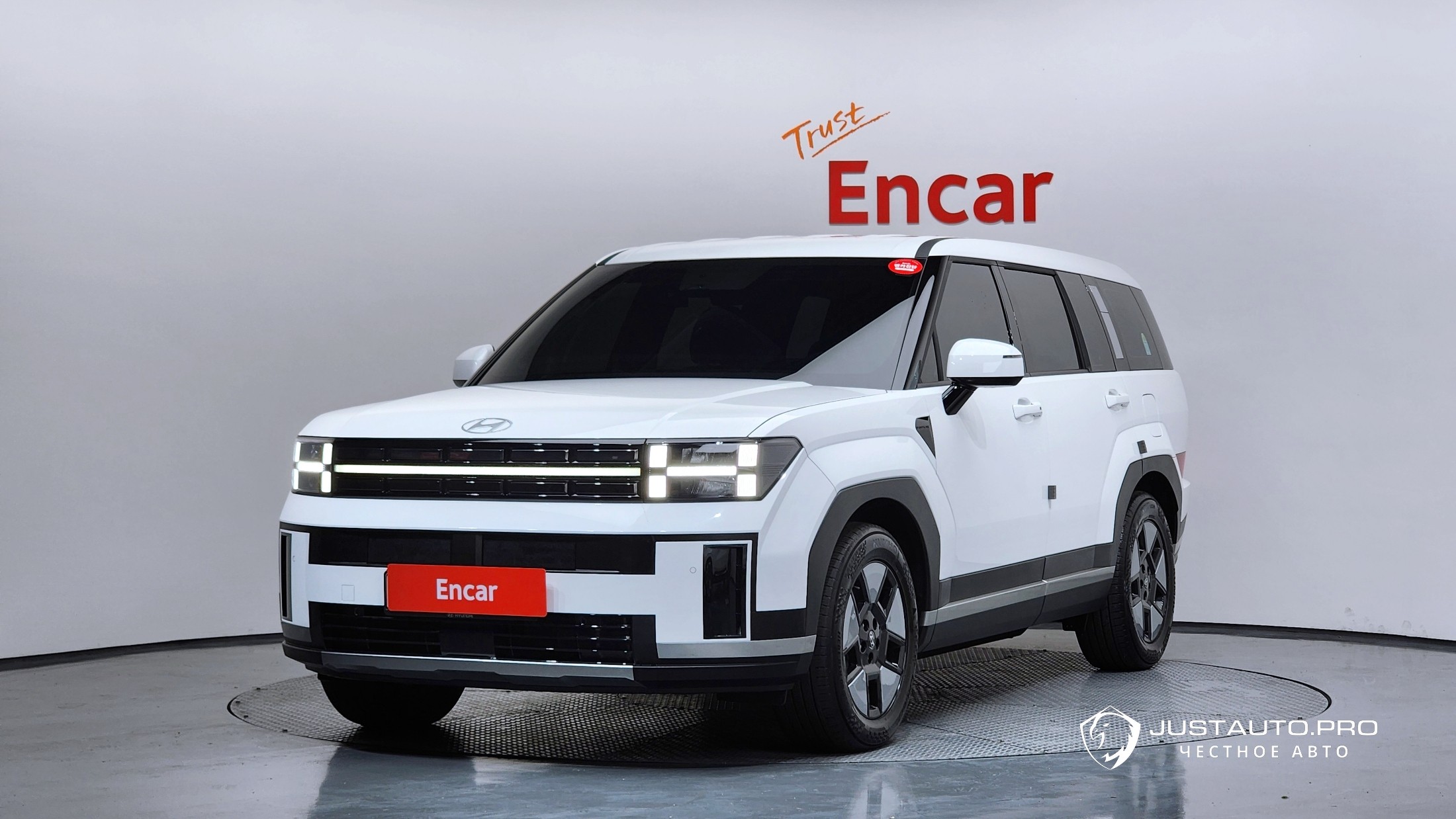 Автомобиль Hyundai Santafe