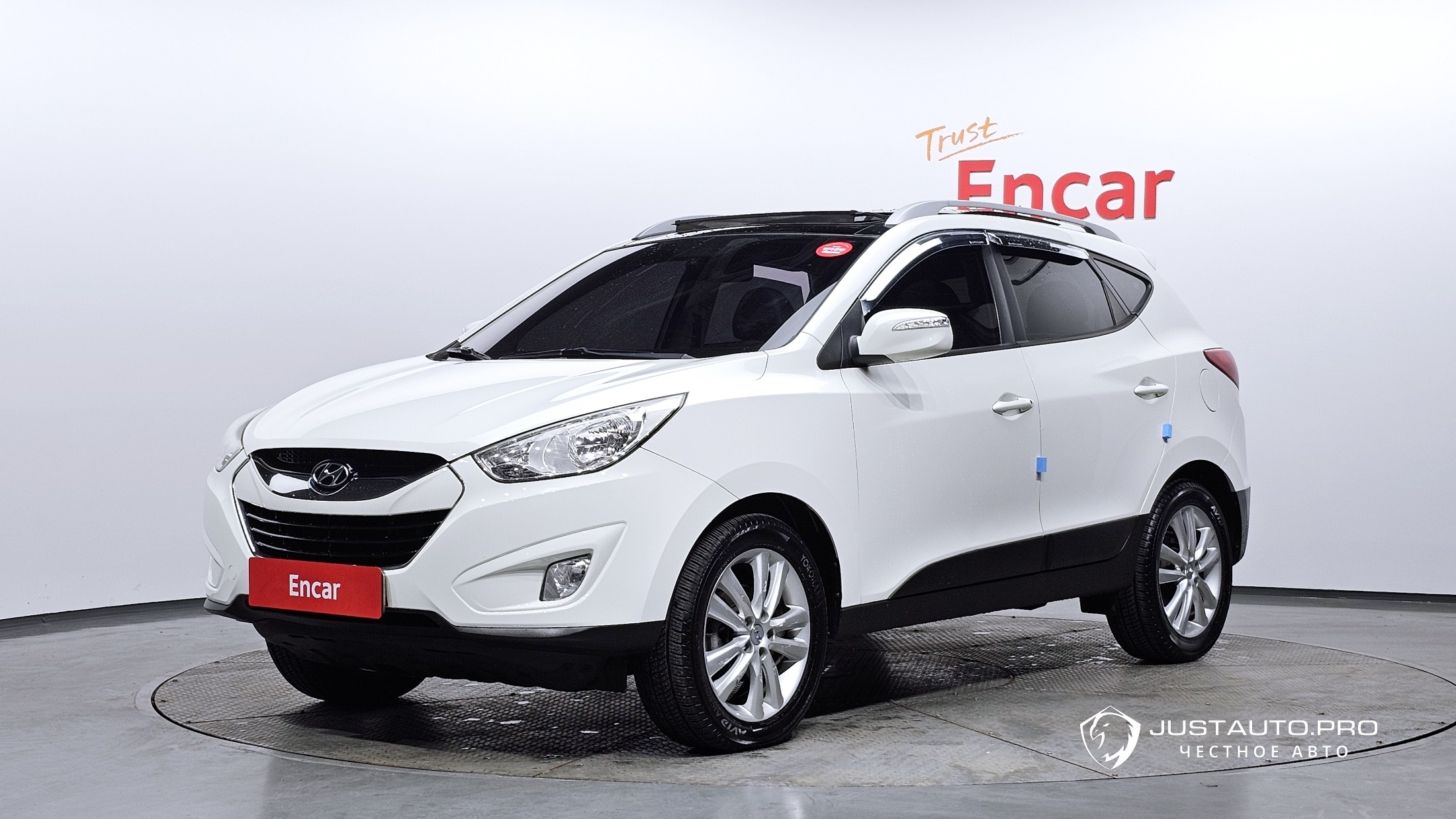 Автомобиль Hyundai Tucson