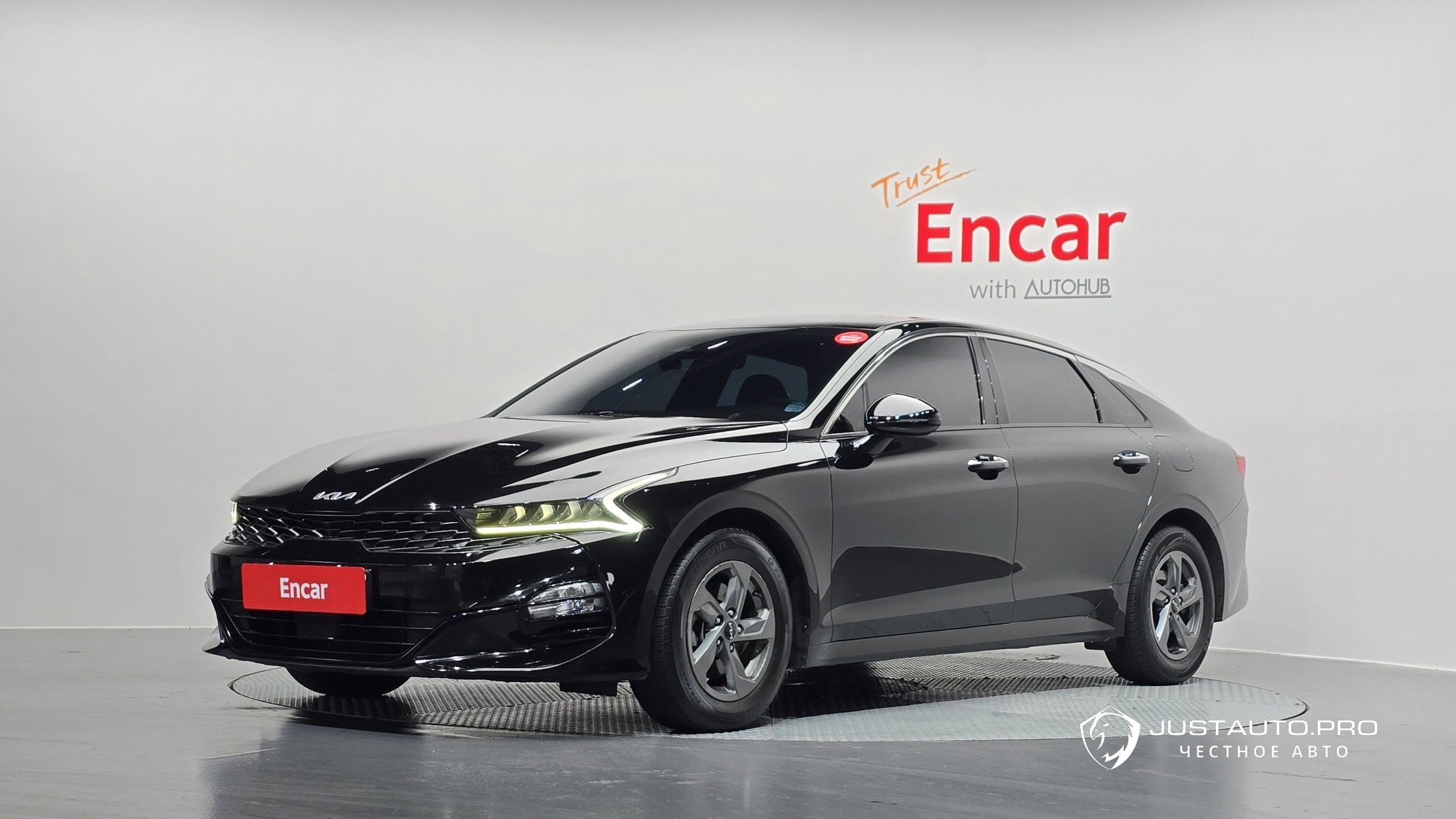 Автомобиль Kia K5