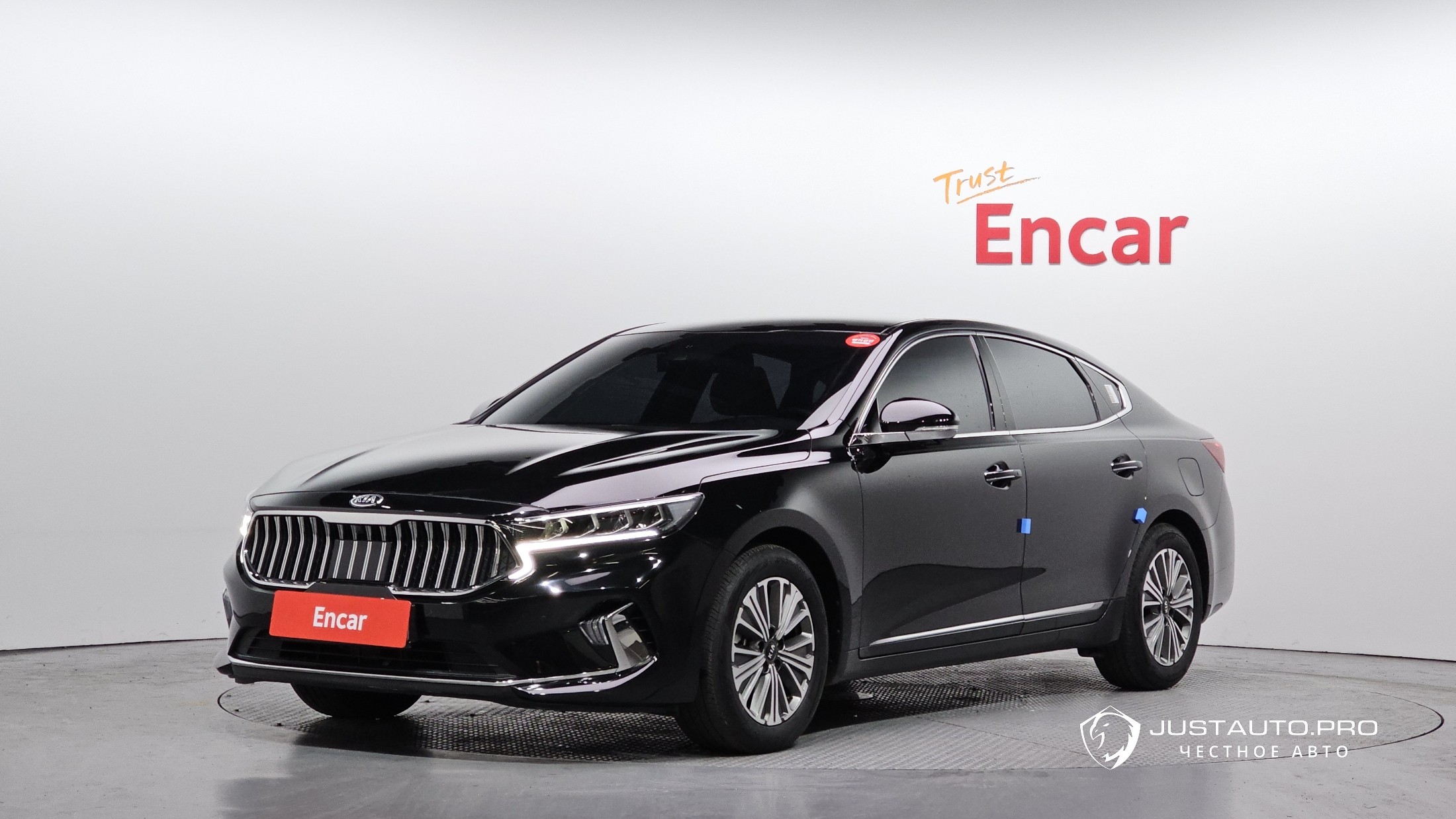 Автомобиль Kia K7