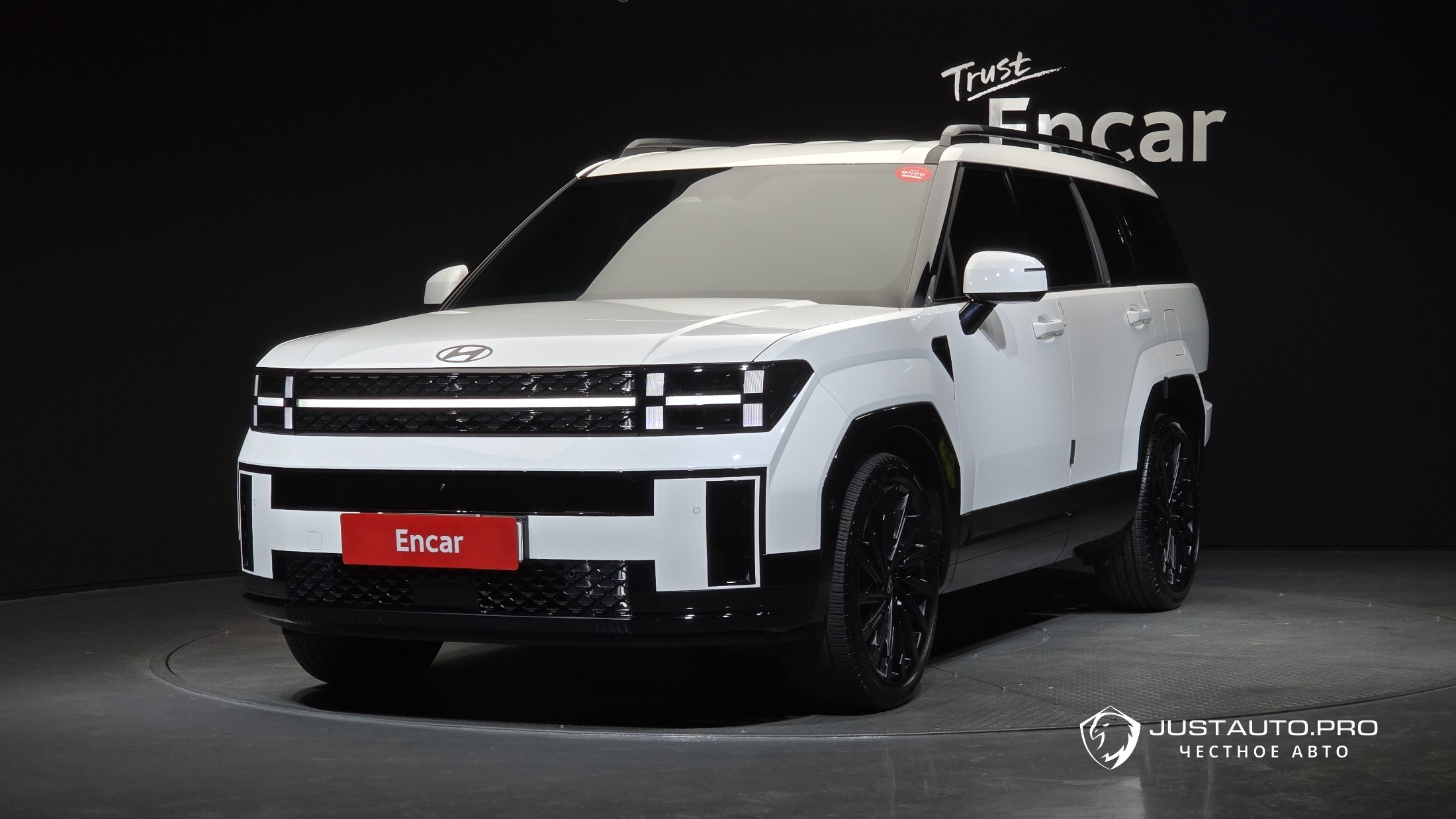 Автомобиль Hyundai Santafe