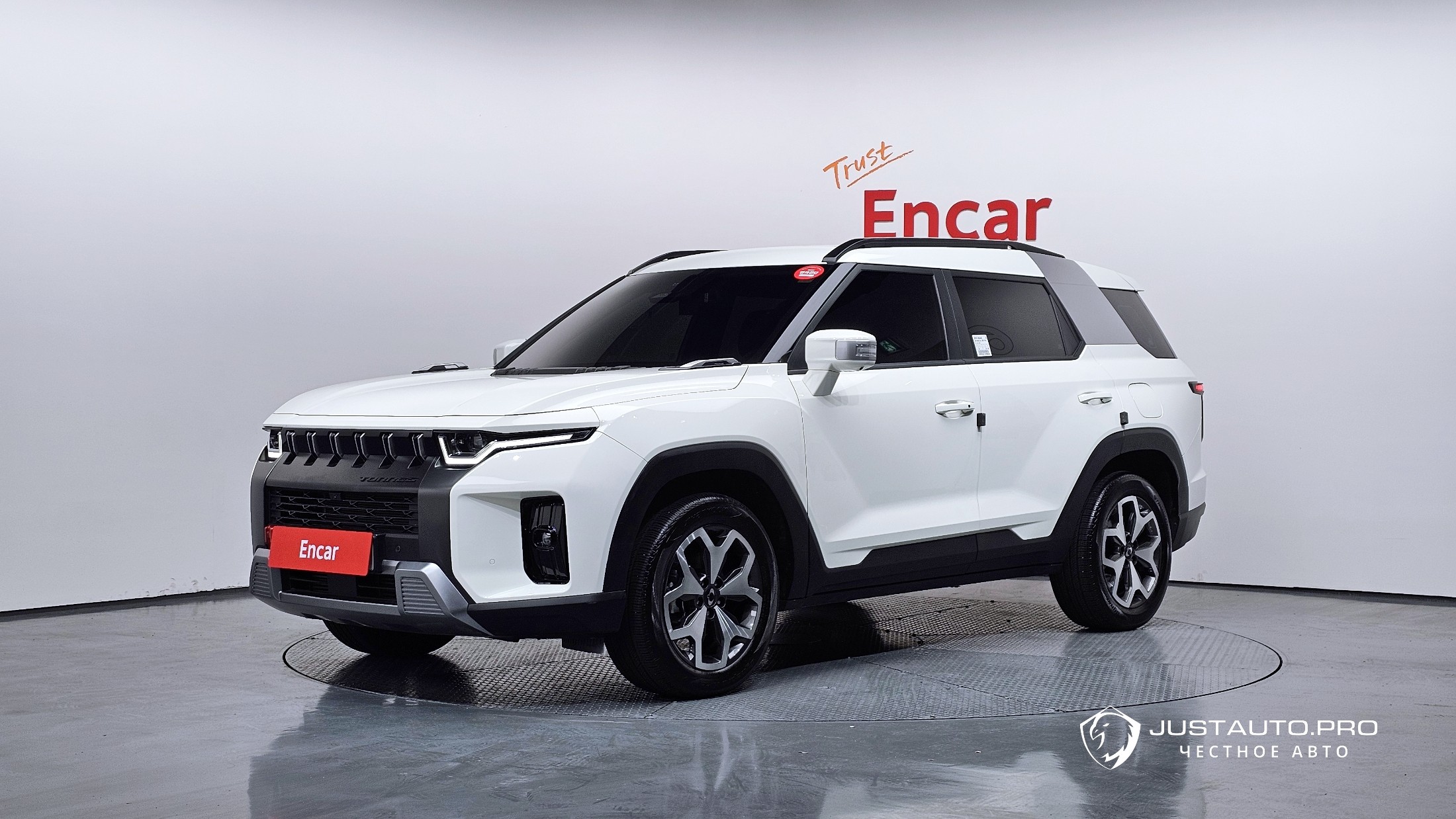 Автомобиль KG_Mobility_Ssangyong Torres