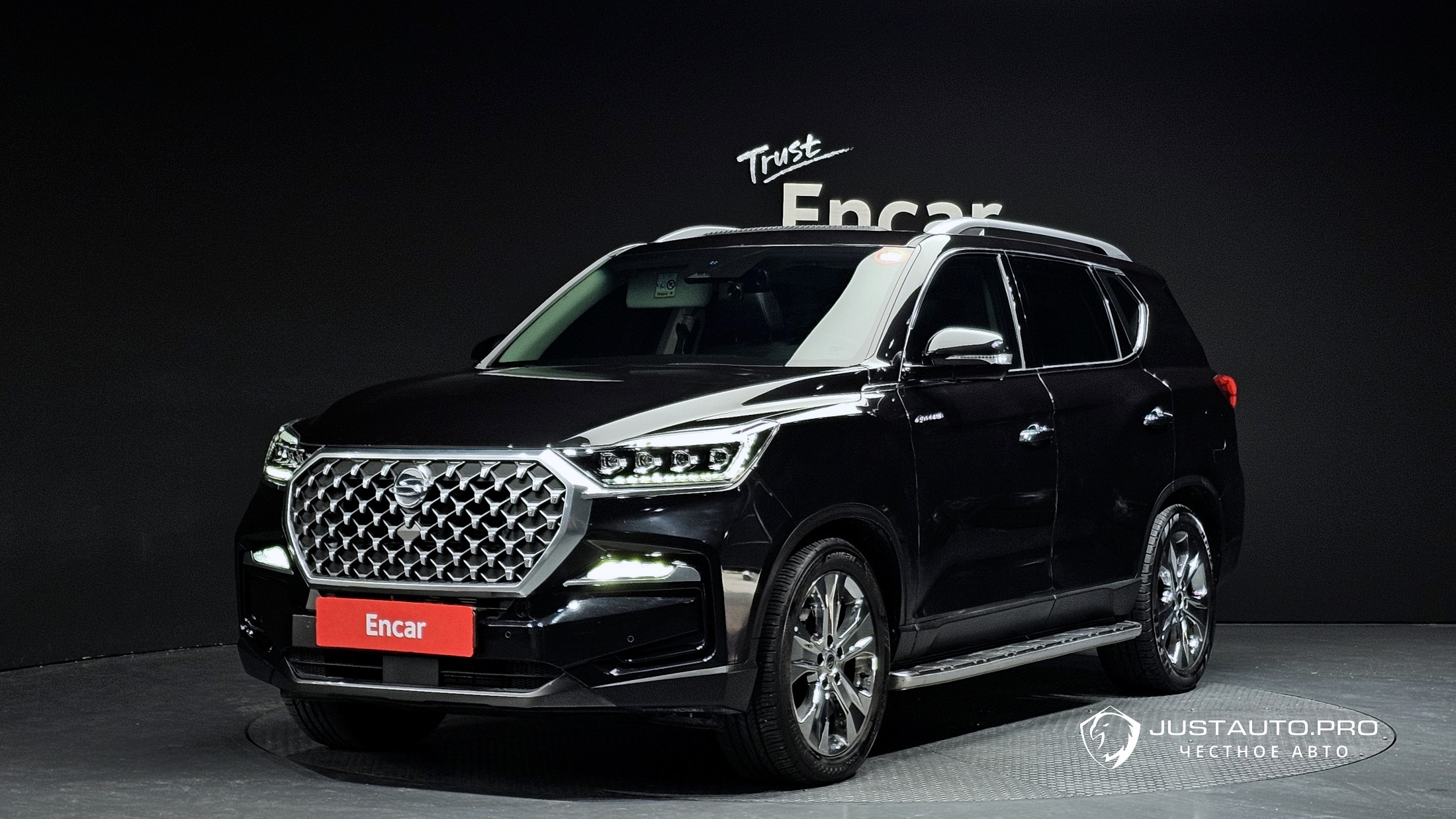 Автомобиль KG_Mobility_Ssangyong Rexton