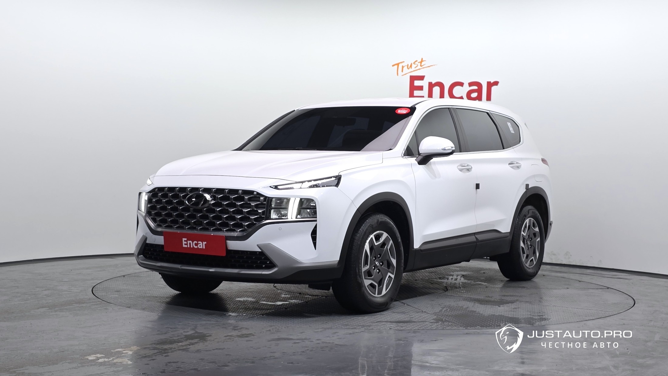 Автомобиль Hyundai Santafe