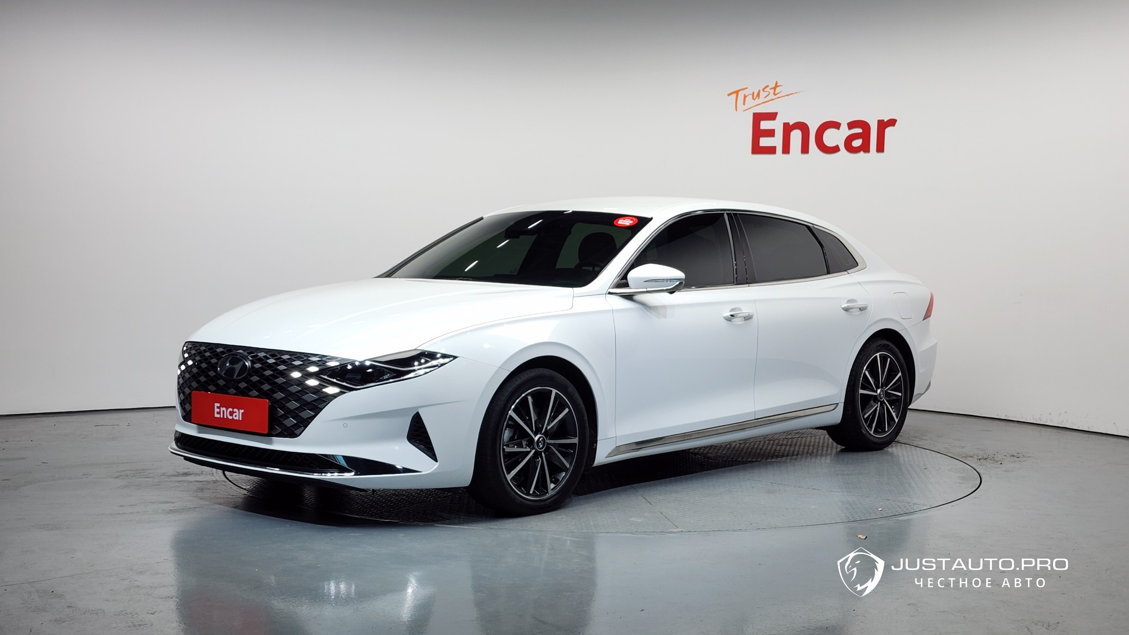 Автомобиль Hyundai Grandeur