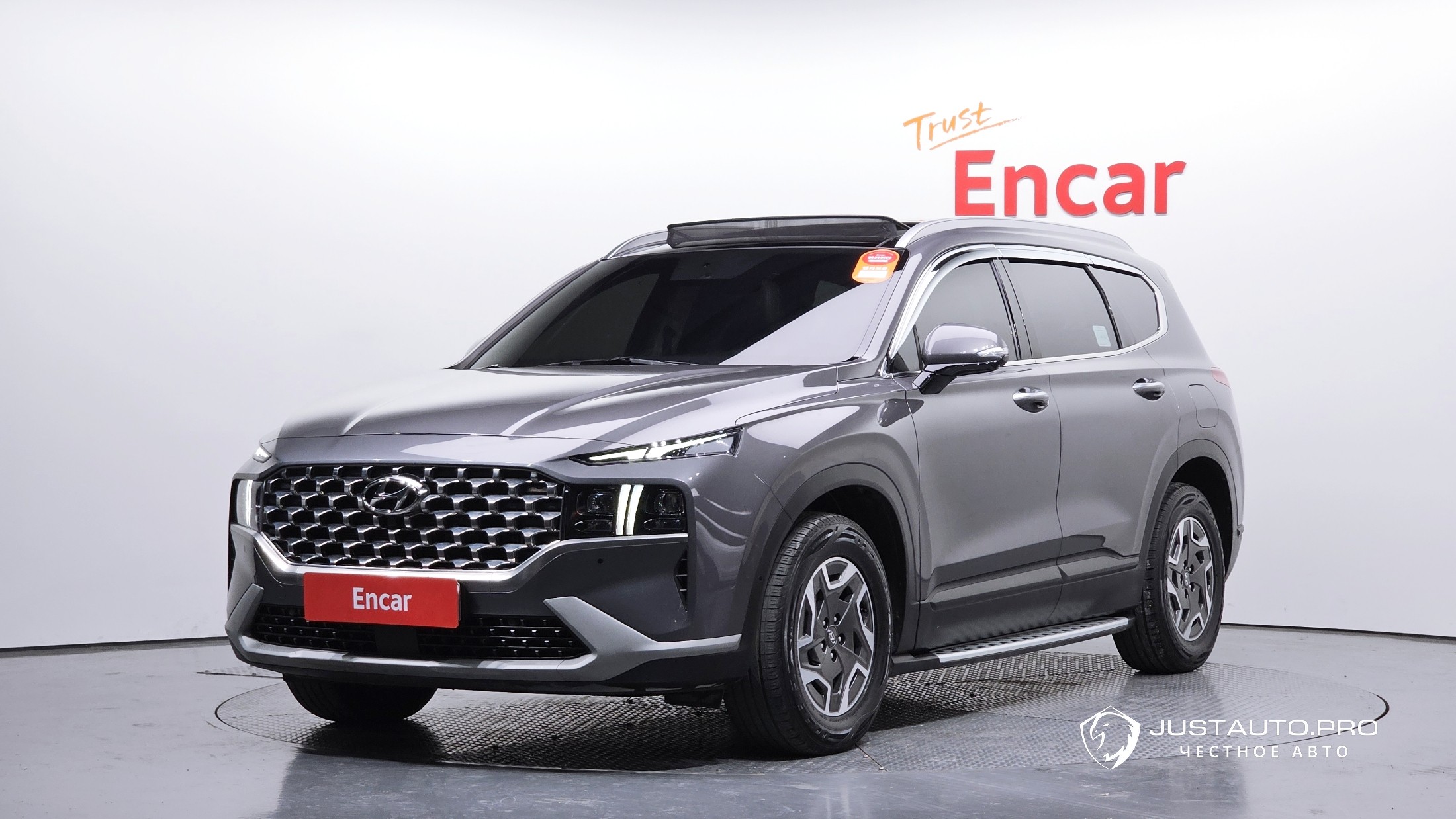 Автомобиль Hyundai Santafe