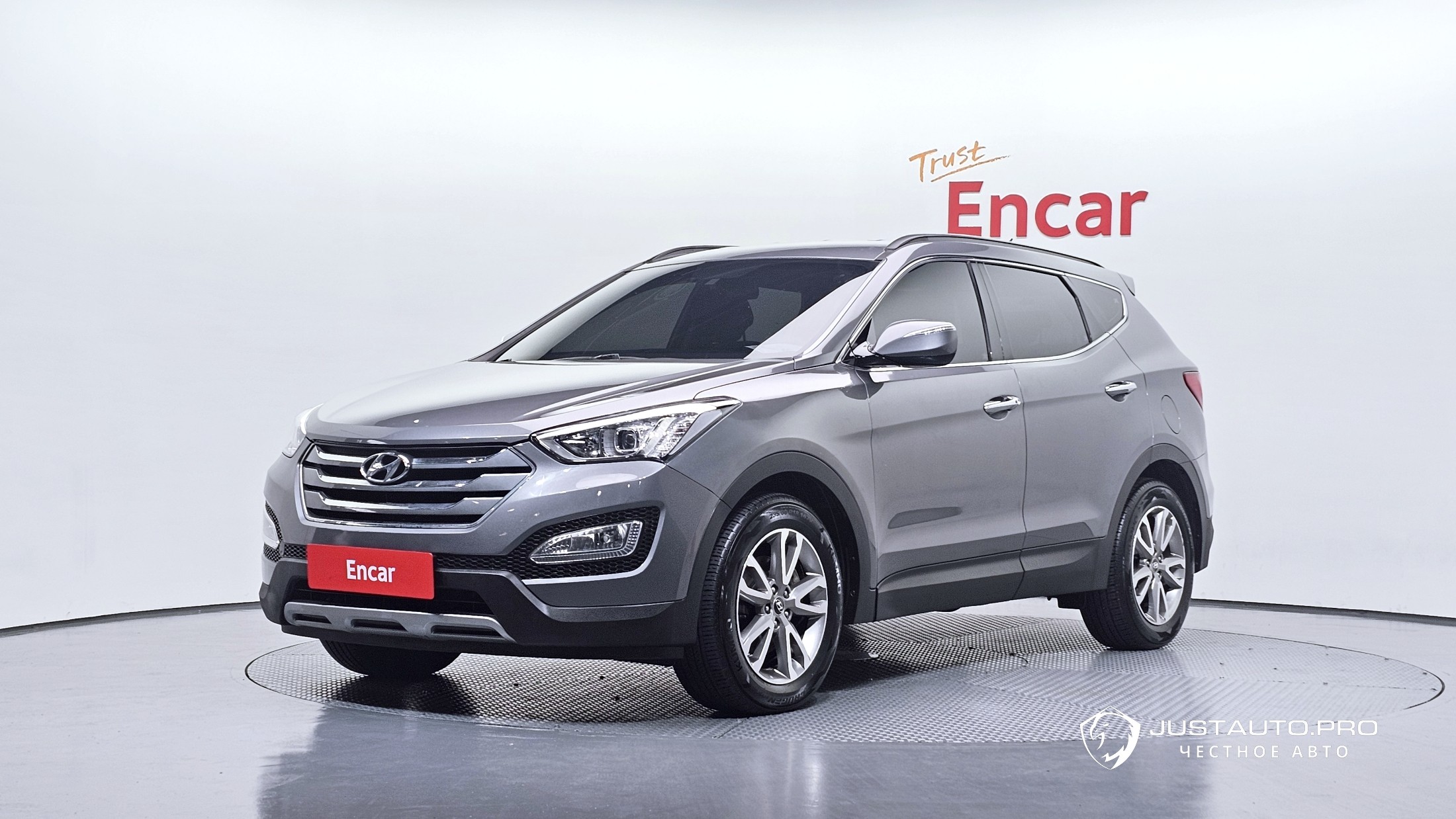 Автомобиль Hyundai Santafe