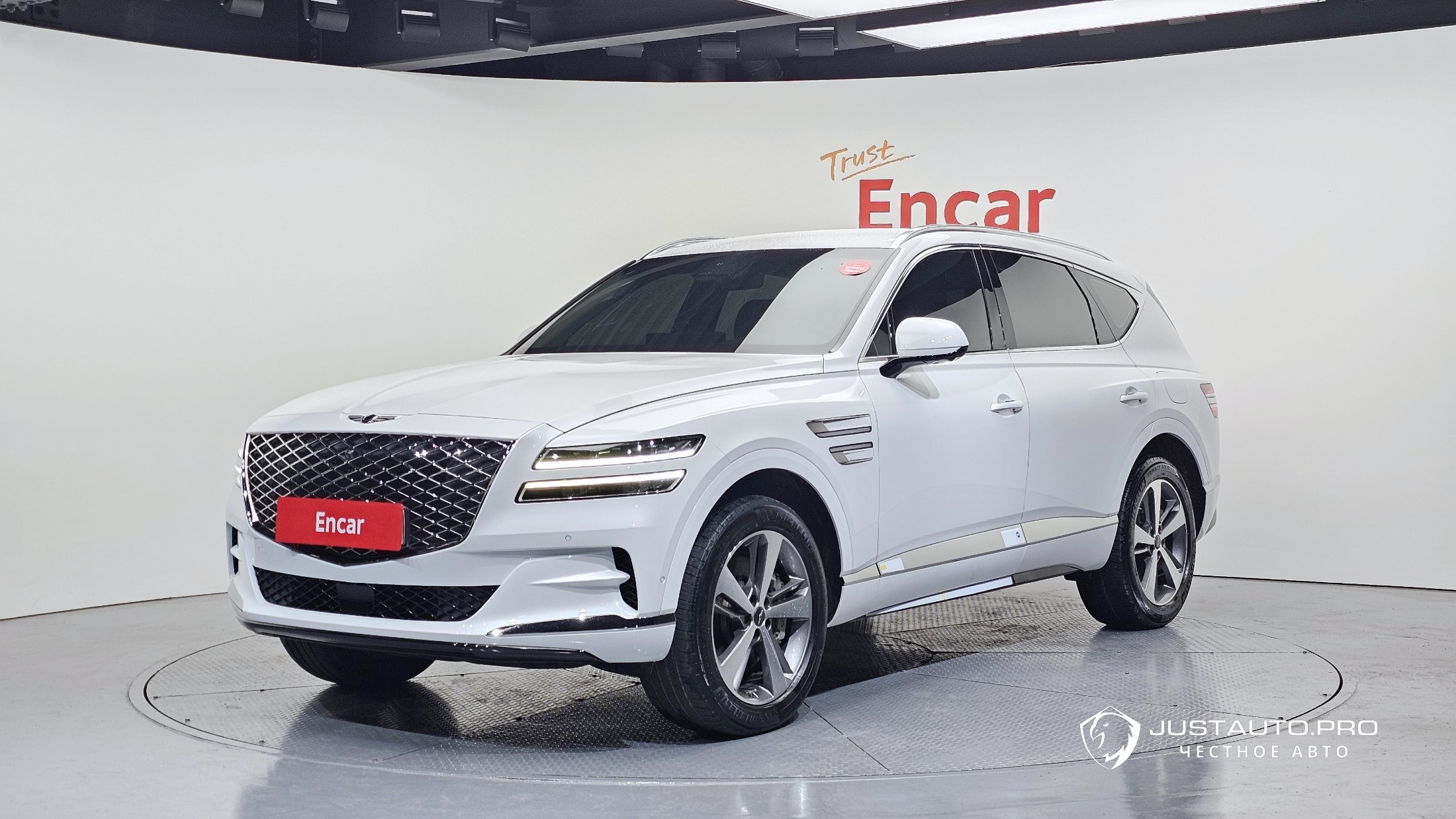 Автомобиль Genesis GV80