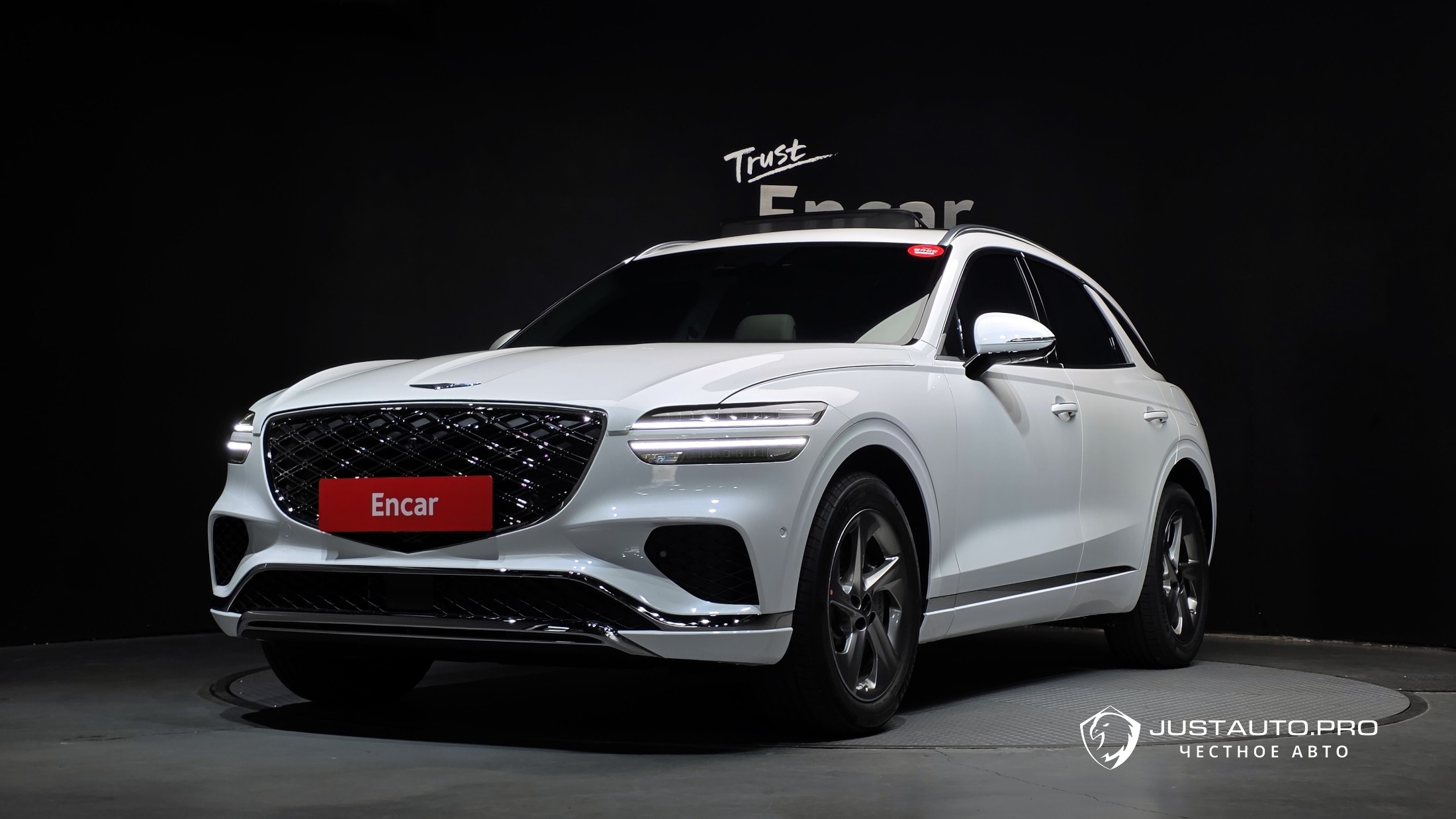Автомобиль Genesis GV70
