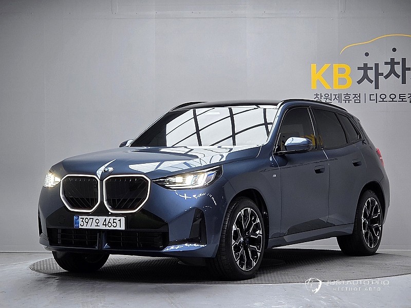 Автомобиль BMW X3
