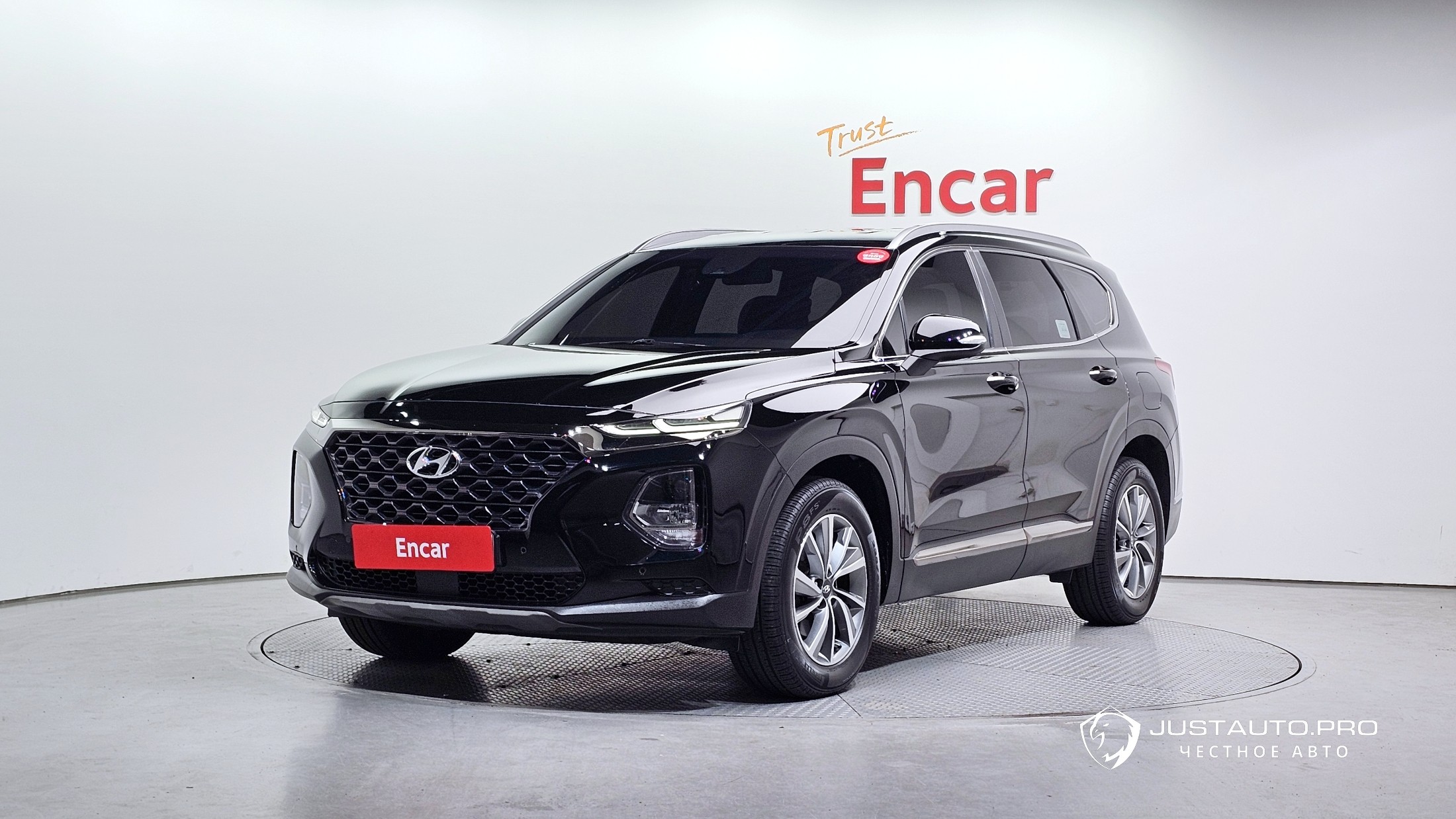 Автомобиль Hyundai Santafe