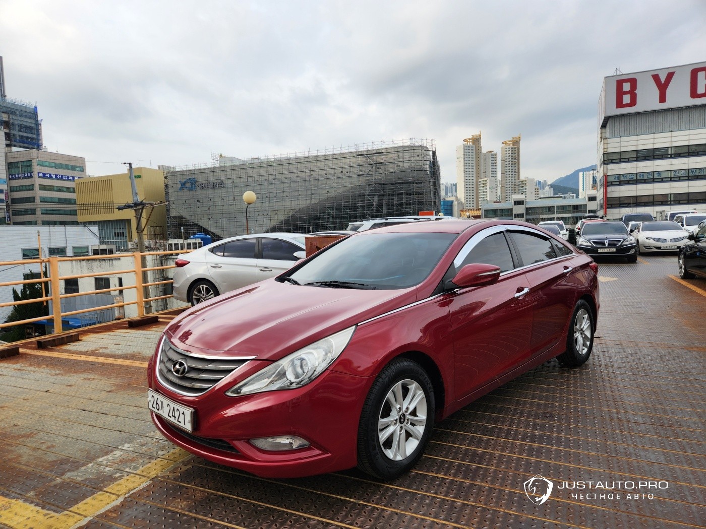 Автомобиль Hyundai Sonata