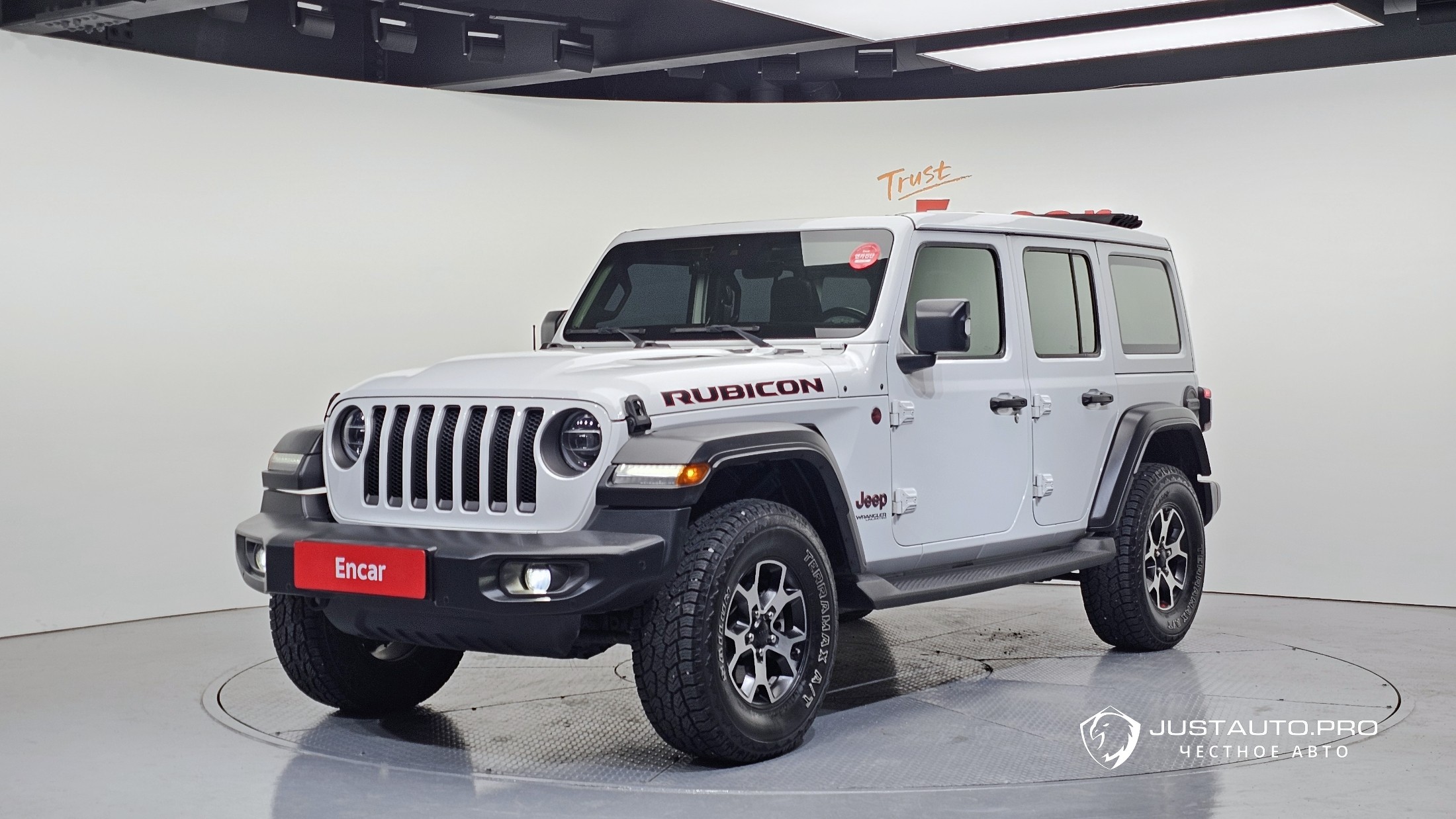 Автомобиль Jeep Wrangler