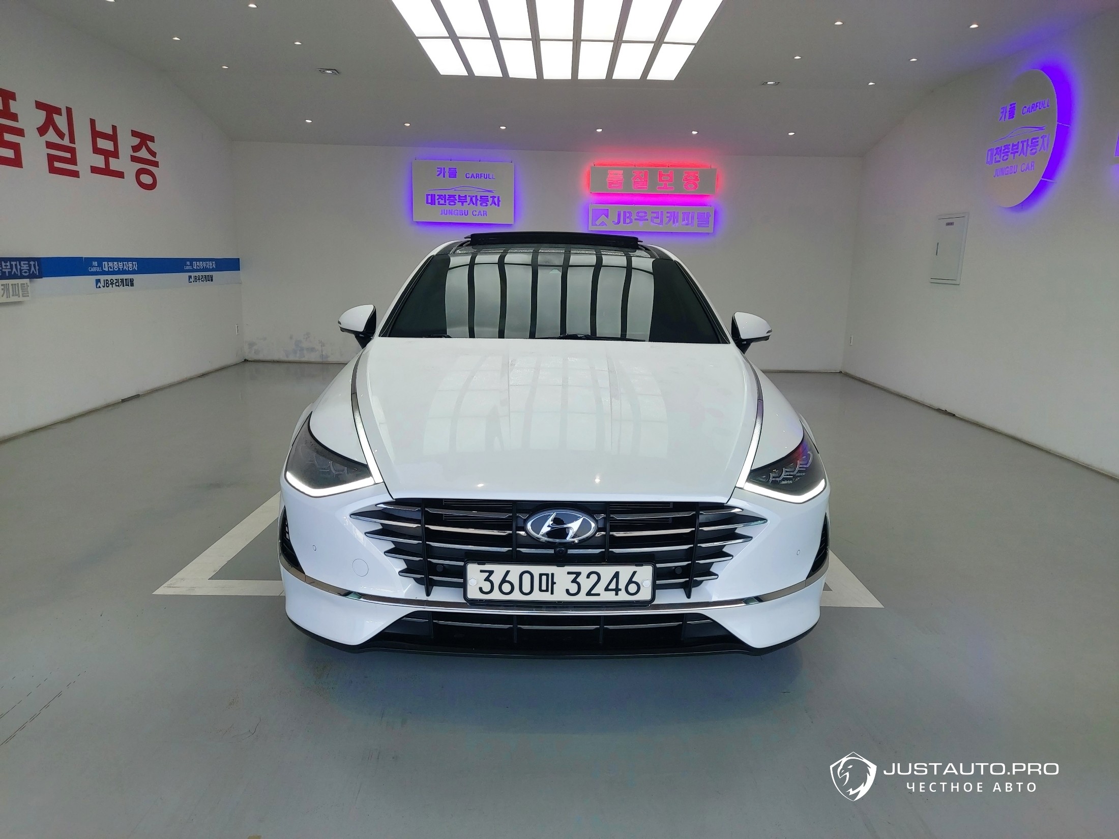 Автомобиль Hyundai Sonata