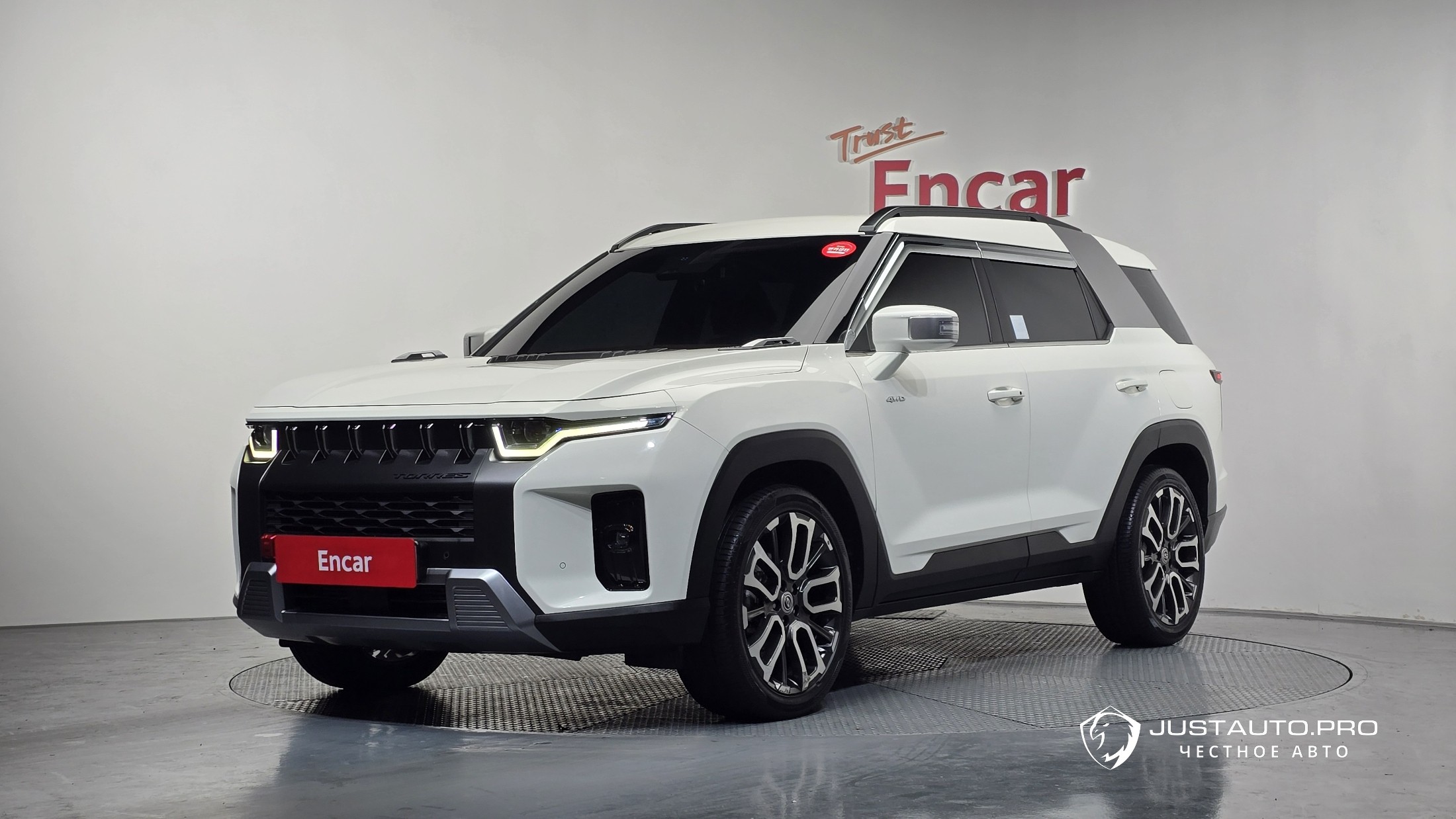 Автомобиль KG_Mobility_Ssangyong Torres