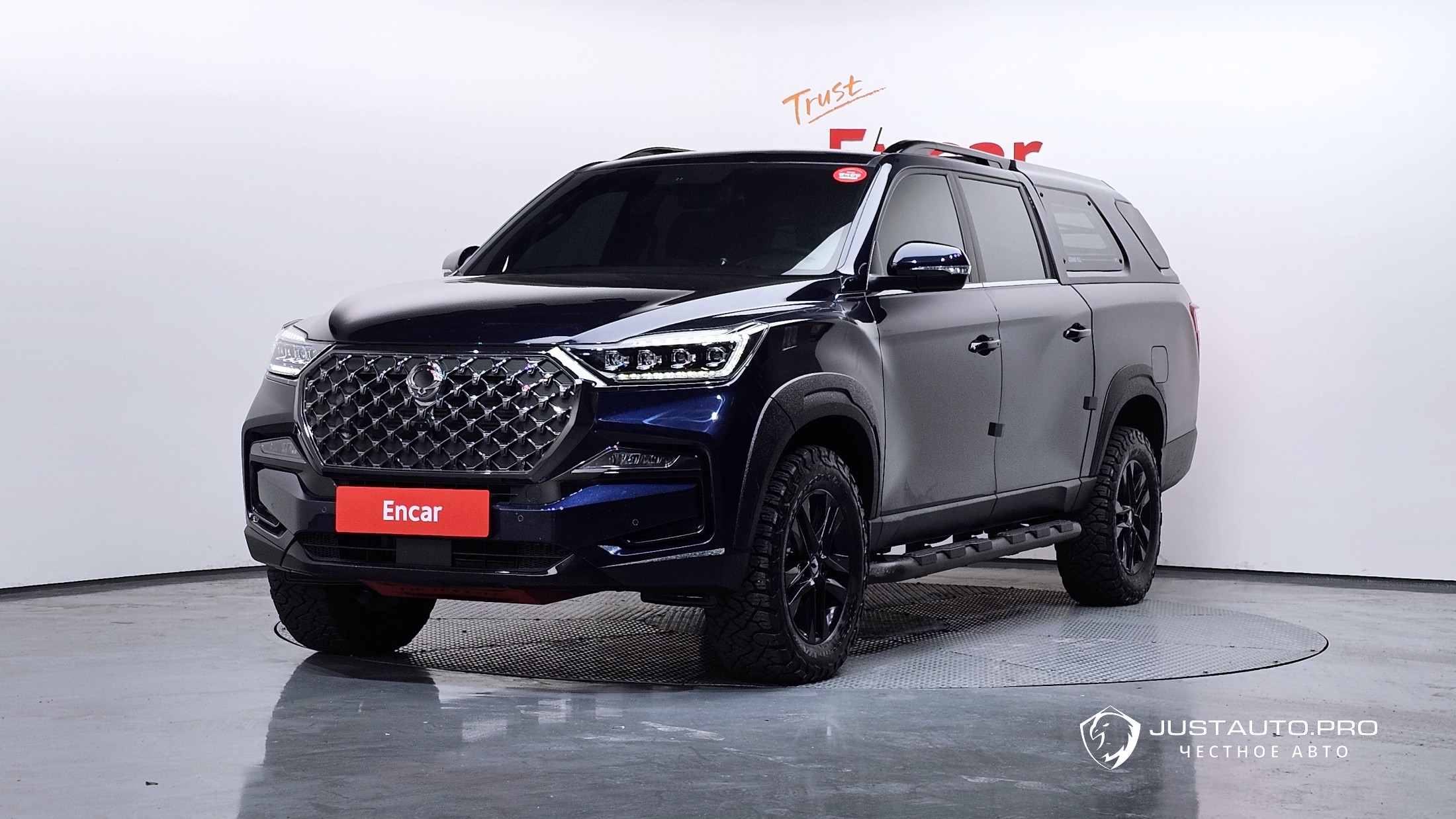 Автомобиль KG_Mobility_Ssangyong Rexton