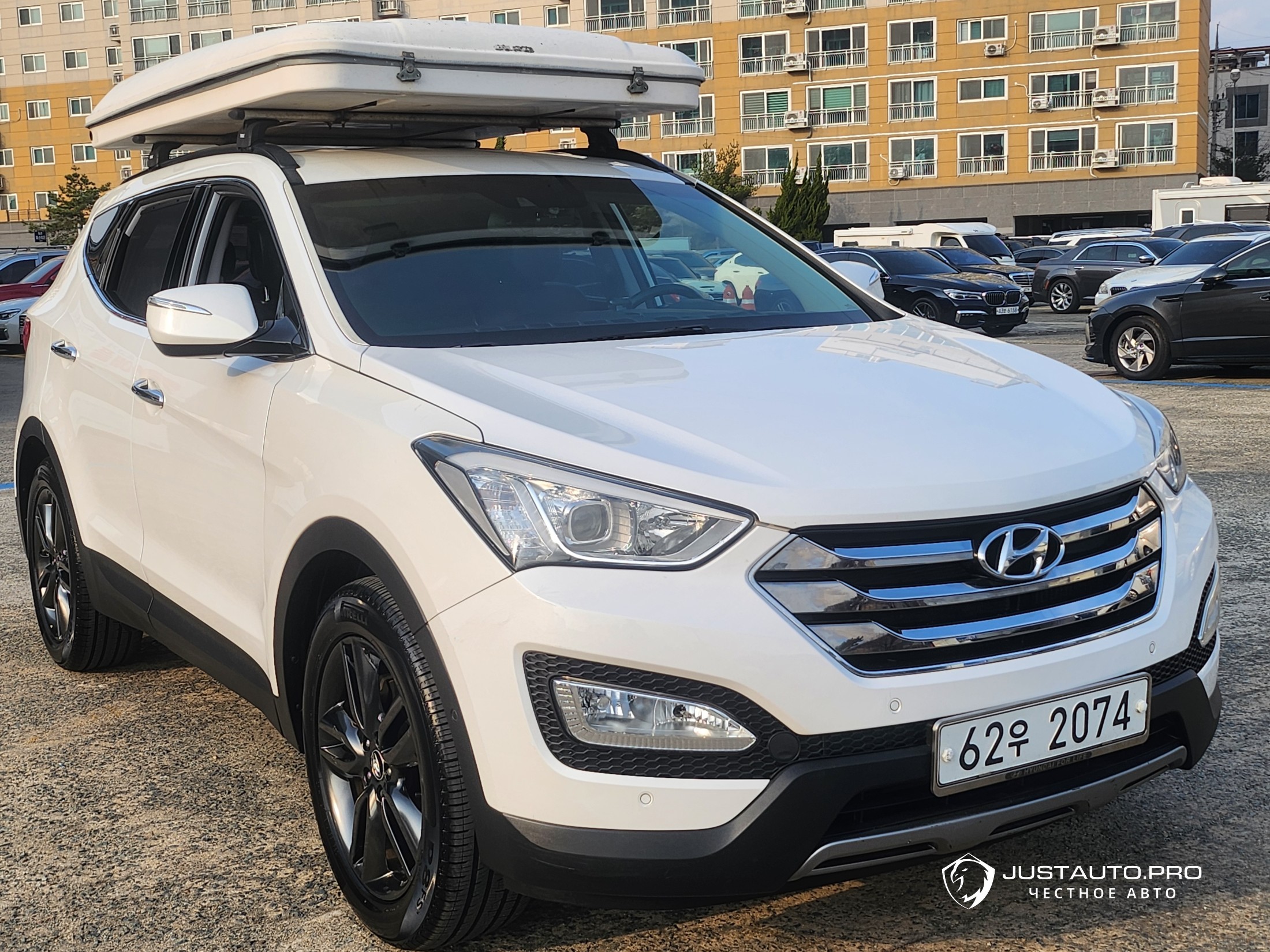 Автомобиль Hyundai Santafe