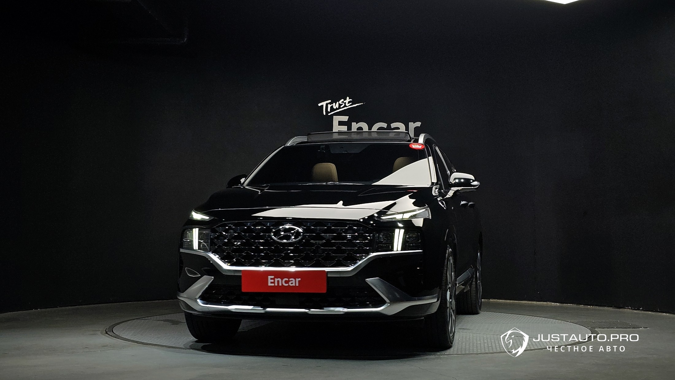 Автомобиль Hyundai Santafe