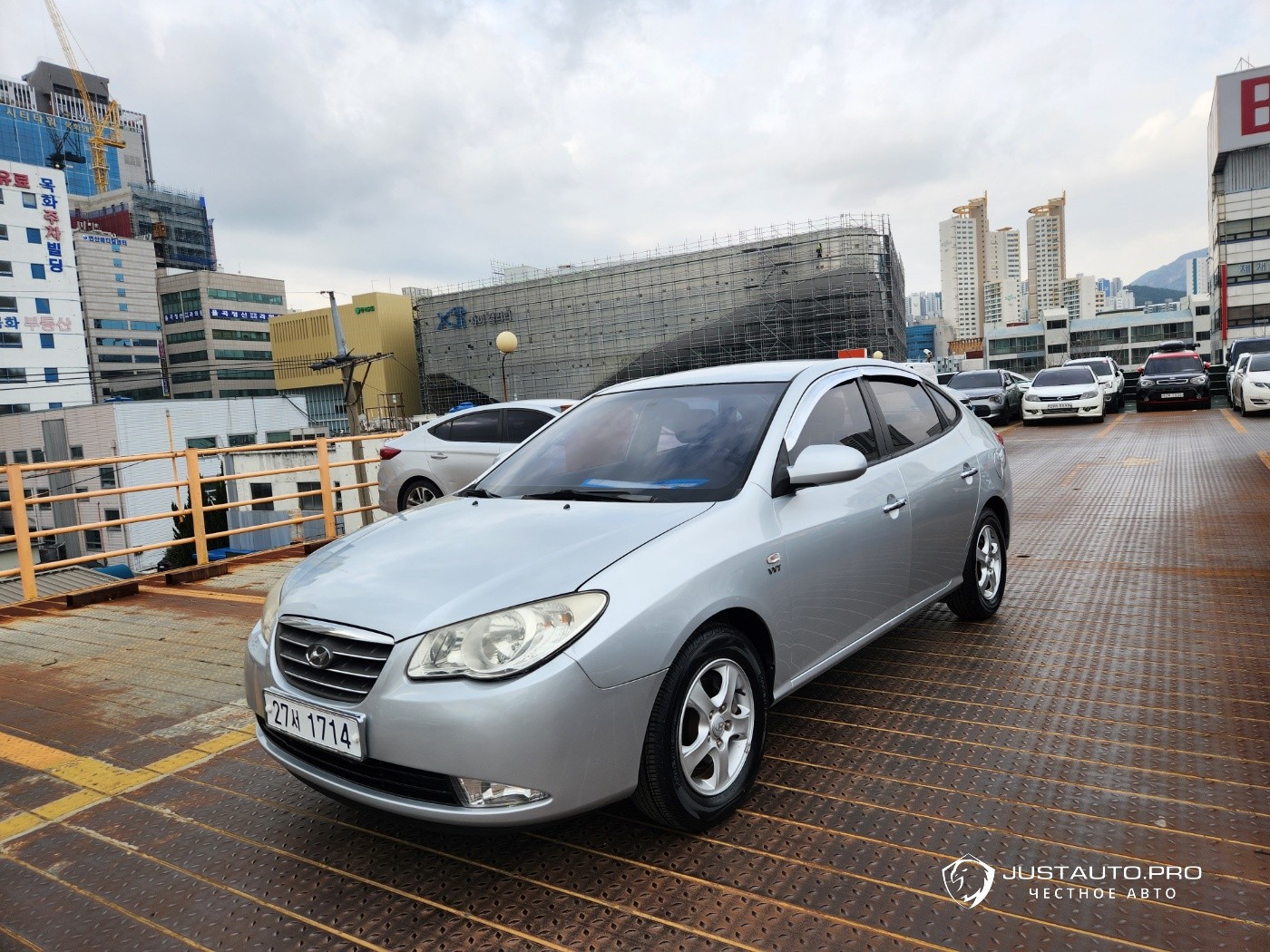 Автомобиль Hyundai AVANTE