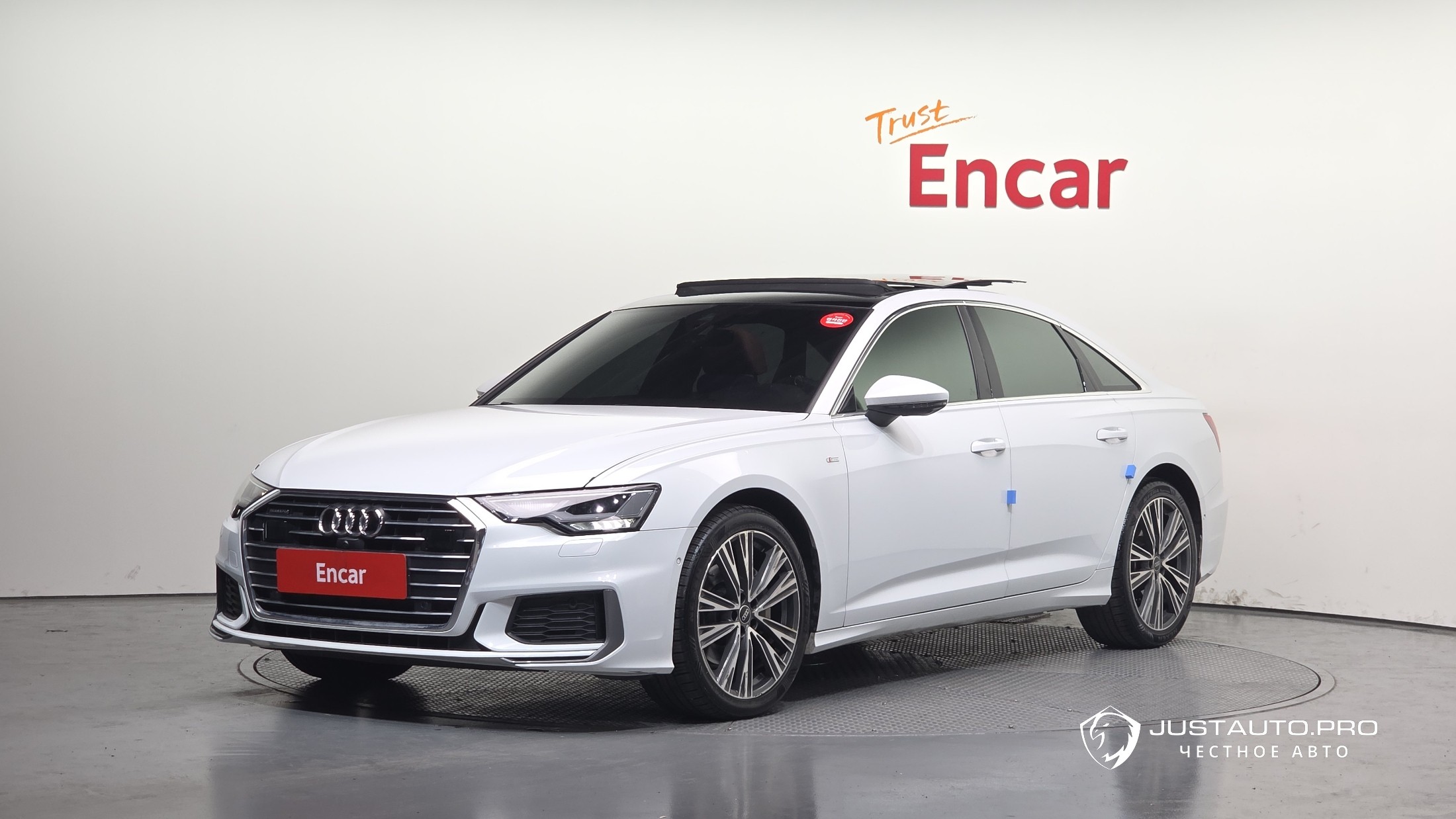 Автомобиль Audi A6