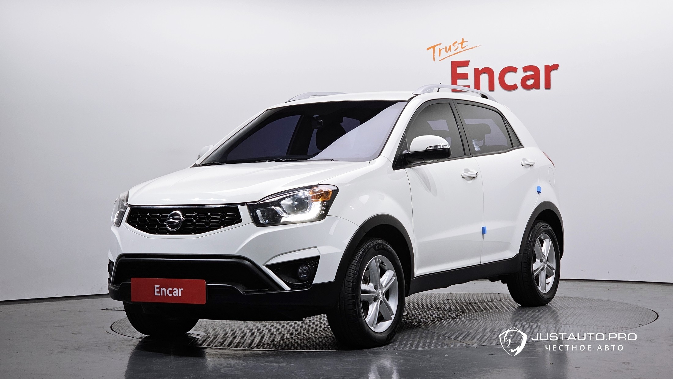 Автомобиль KG_Mobility_Ssangyong KORANDO