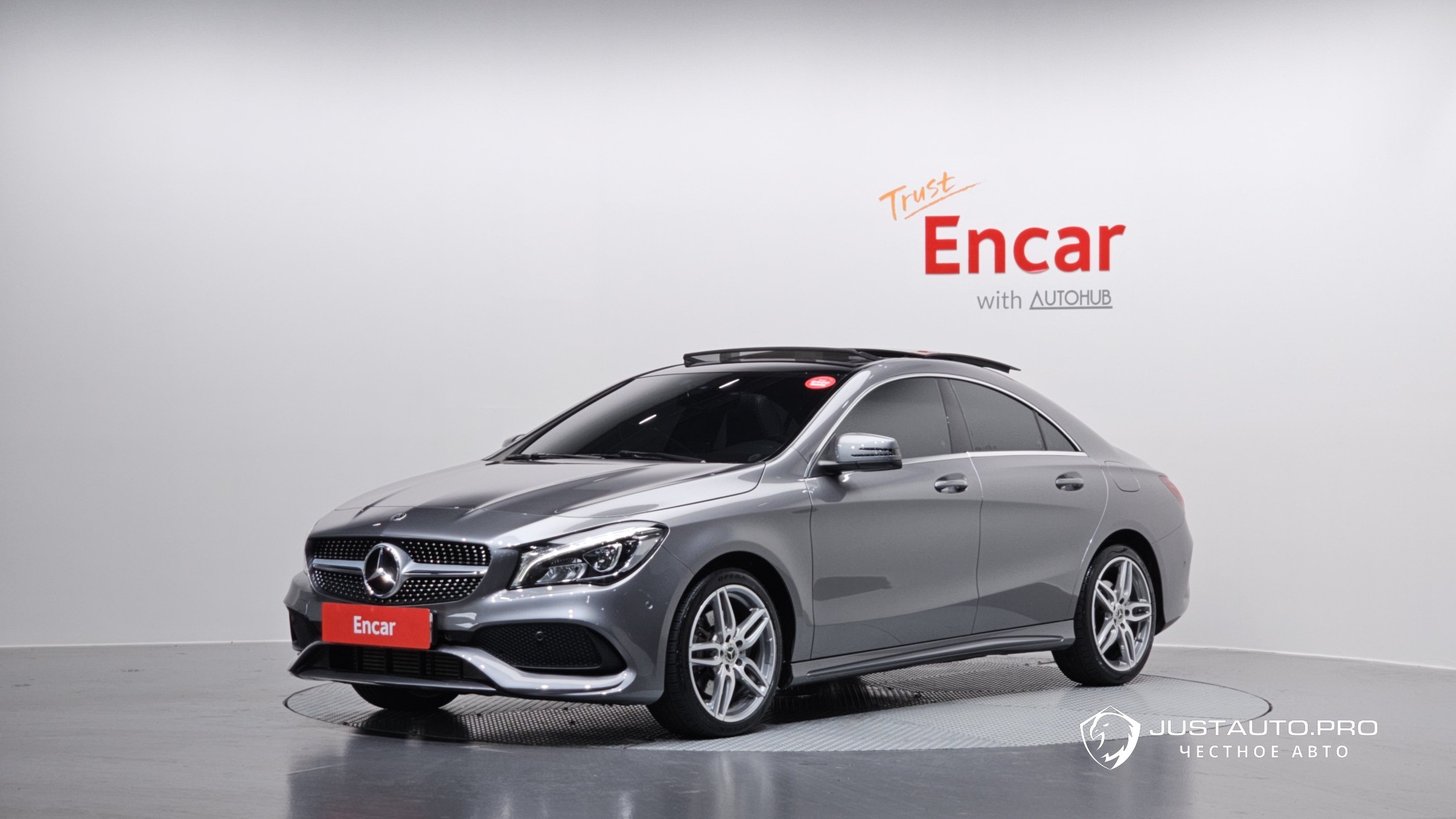 Автомобиль Mercedes-Benz CLA-Class