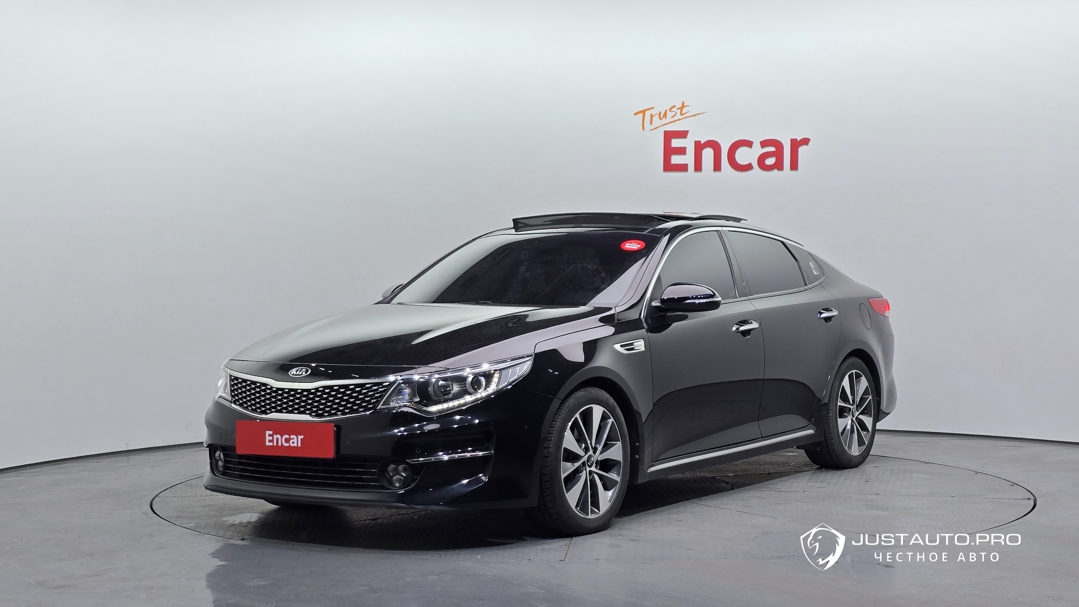 Автомобиль Kia K5