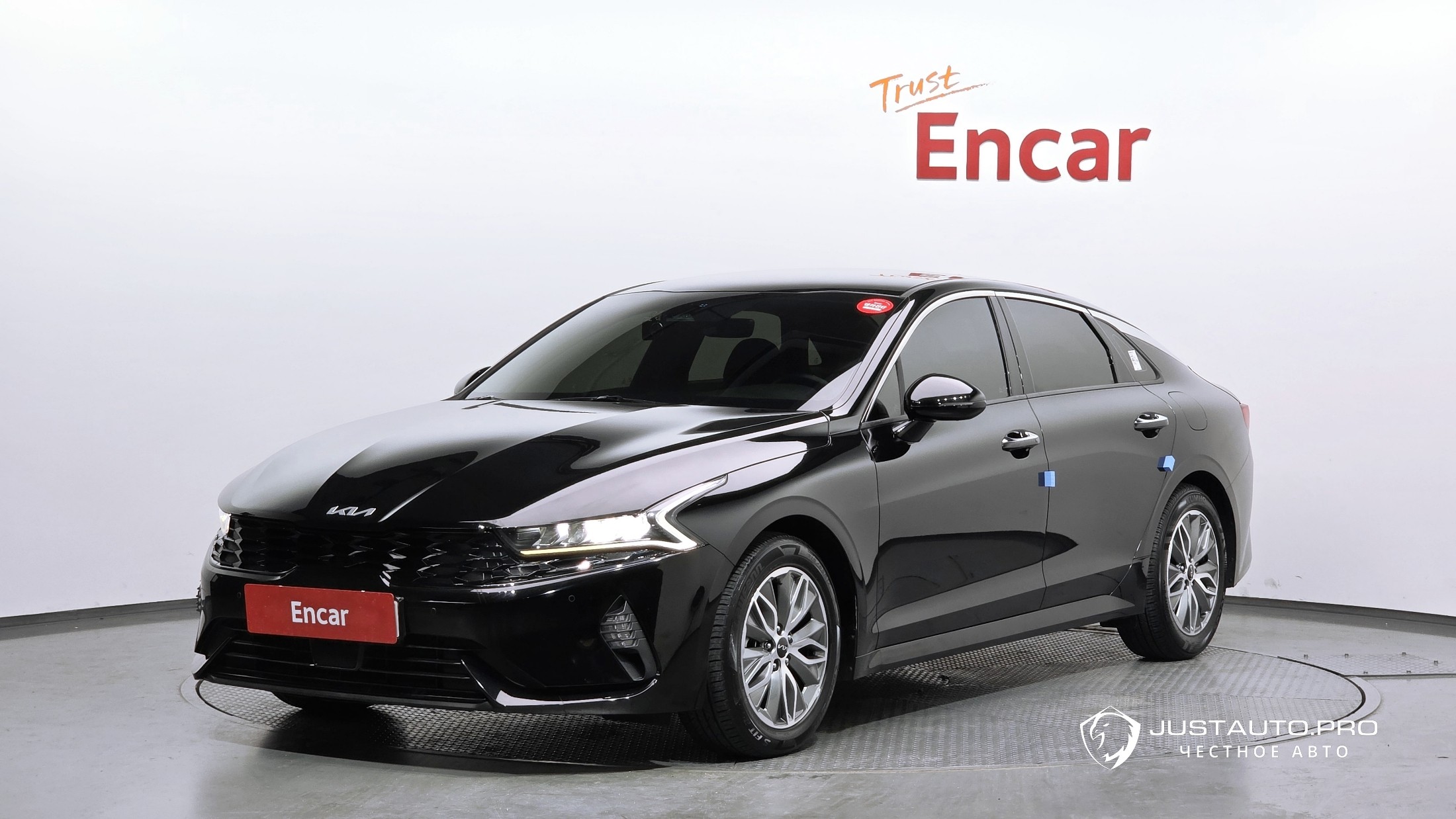 Автомобиль Kia K5