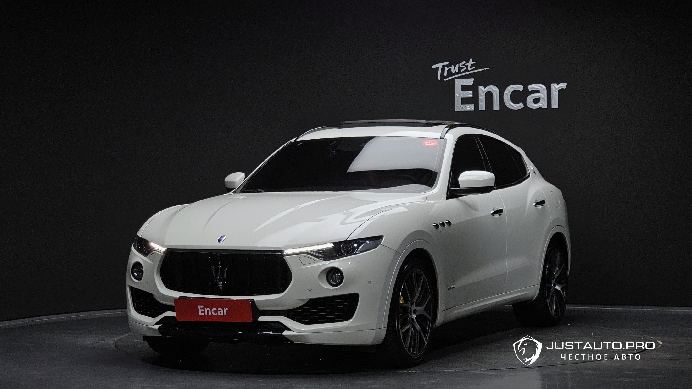 Автомобиль Maserati Levante