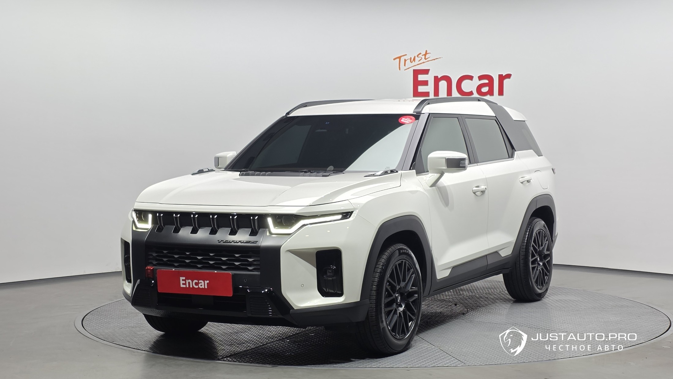 Автомобиль KG_Mobility_Ssangyong Torres