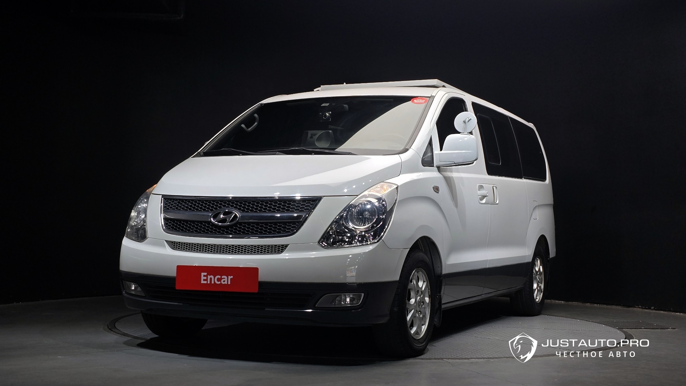 Автомобиль Hyundai Starex