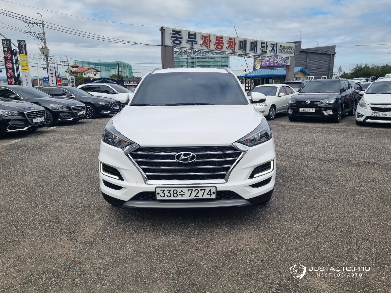 Автомобиль Hyundai Tucson