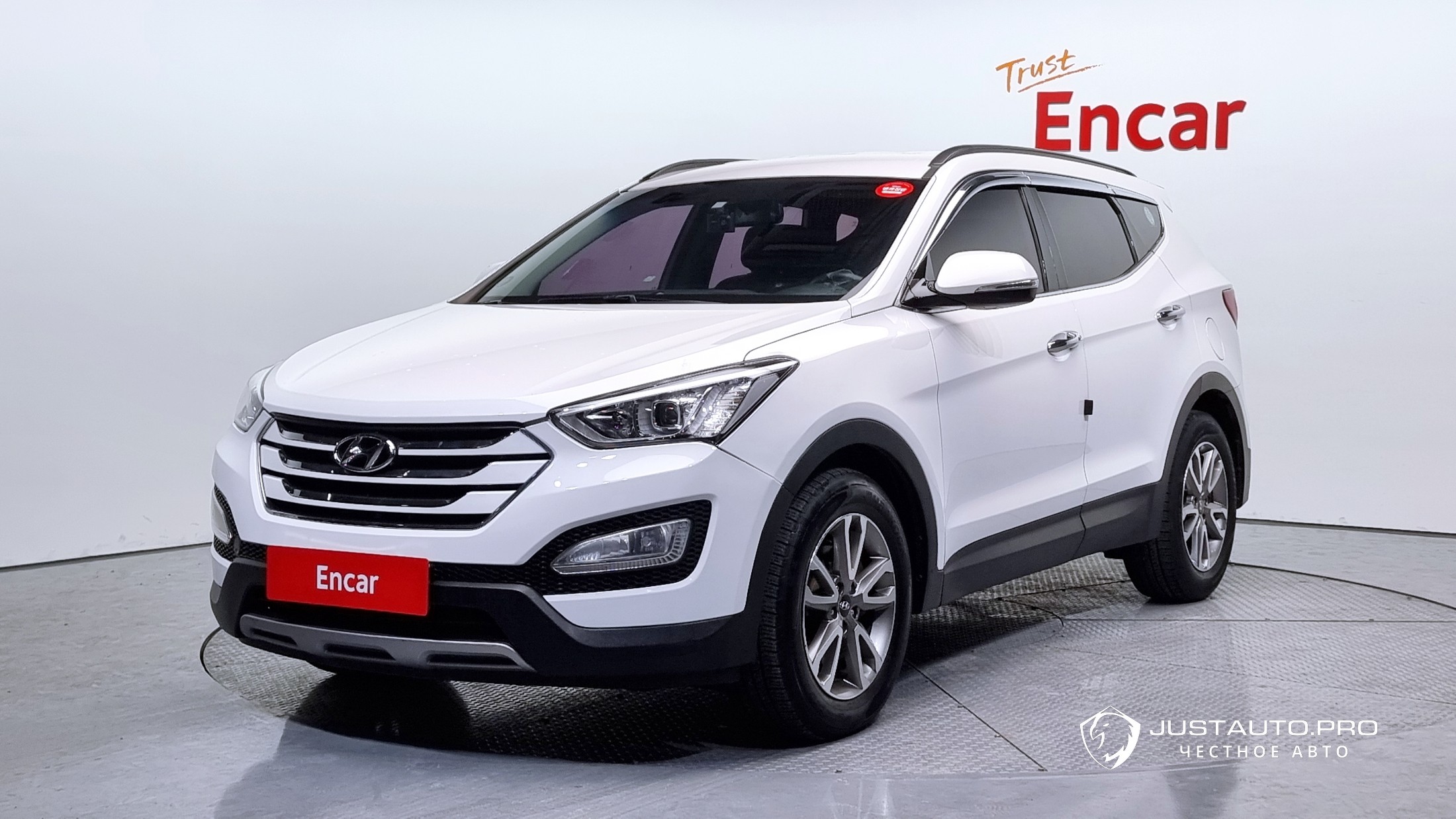 Автомобиль Hyundai Santafe